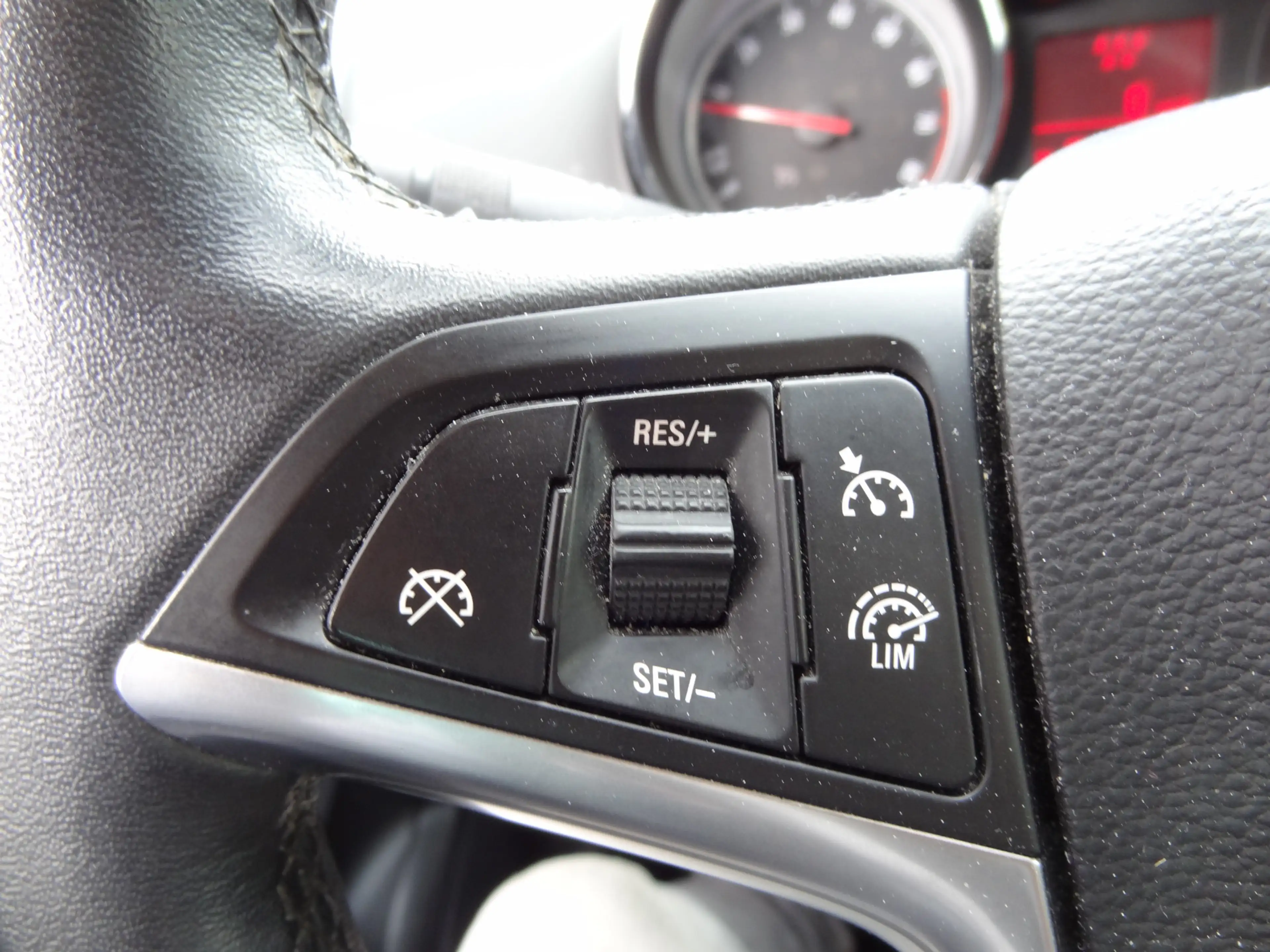 Opel Zafira Tourer 1.4 Edition 7-Pers. — photo 13