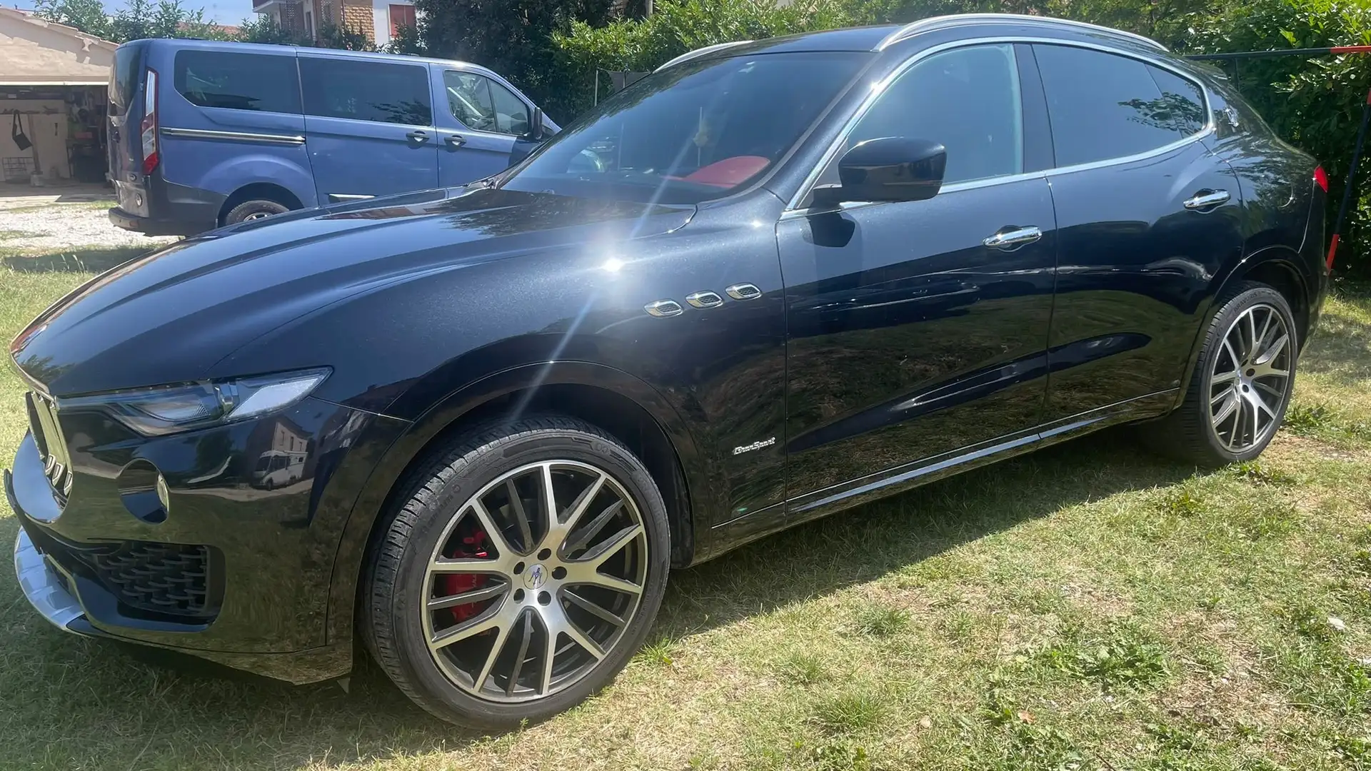 Maserati Levante GranSport Nero - 2