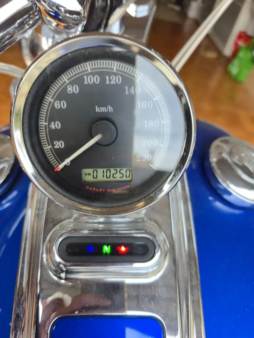 Harley-Davidson Rocker C Azul - 1