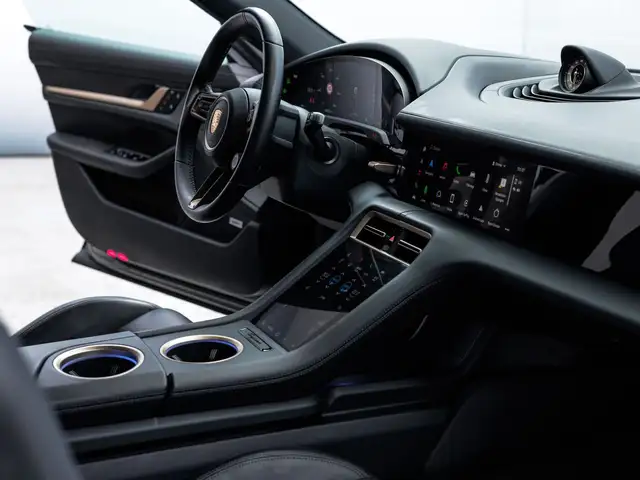 Porsche Taycan 4 Cross Turismo Ansicht 29