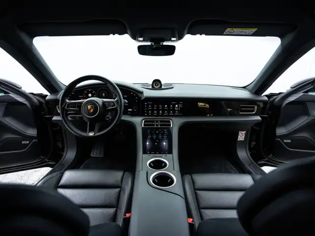 Porsche Taycan 4 Cross Turismo Ansicht 47