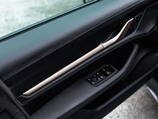 Porsche Taycan 4 Cross Turismo Ansicht 21