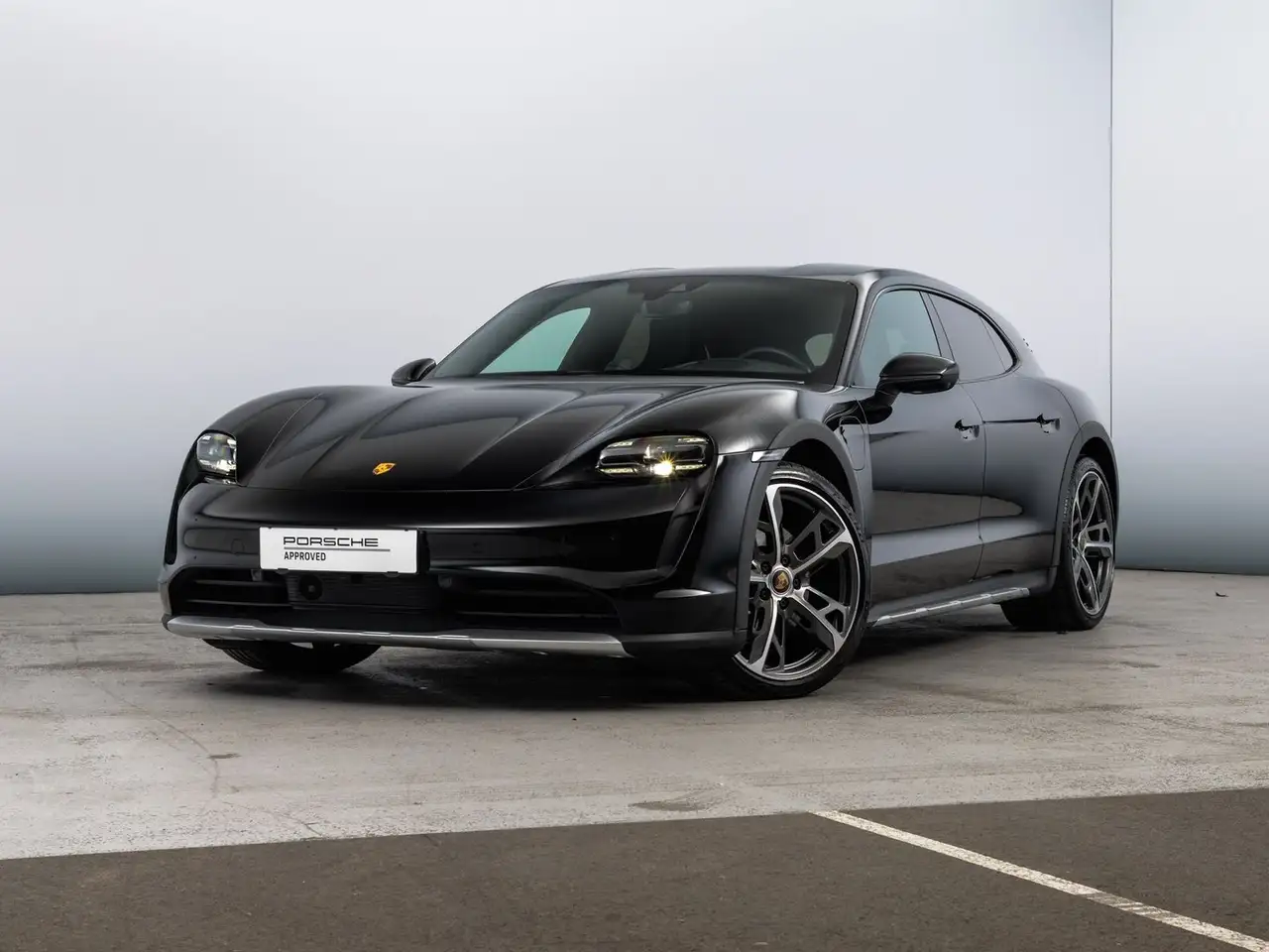 Porsche Taycan 4 Cross Turismo