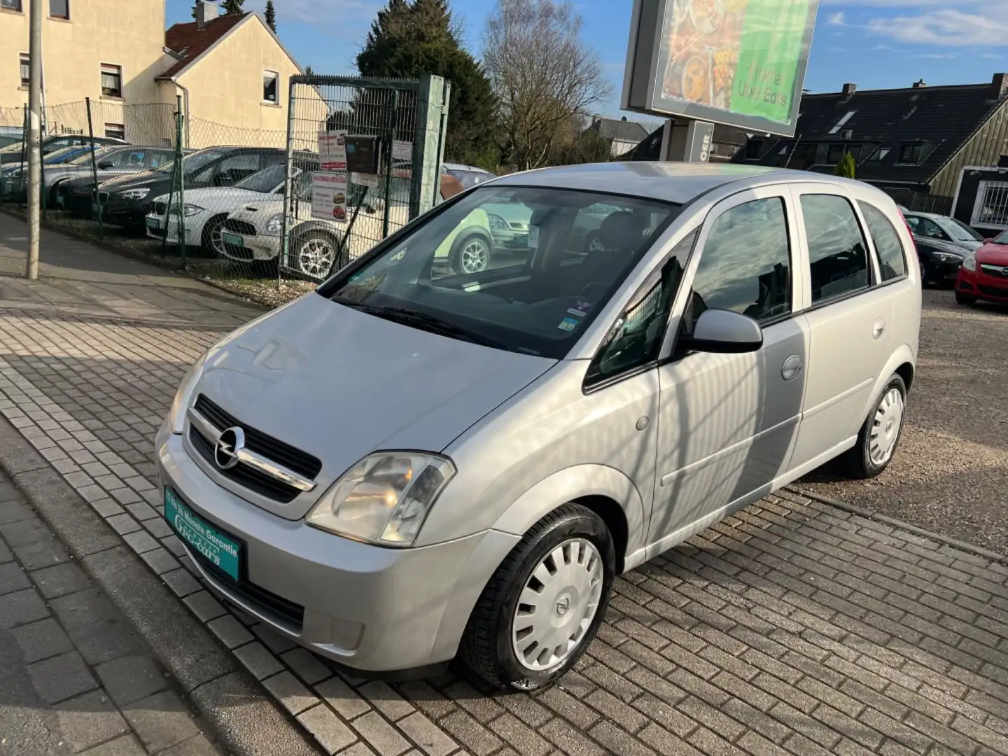 Opel Meriva Edition*TÜV NEU*2 HAND*KLIMA*TOP AUTO* Plateado - 1