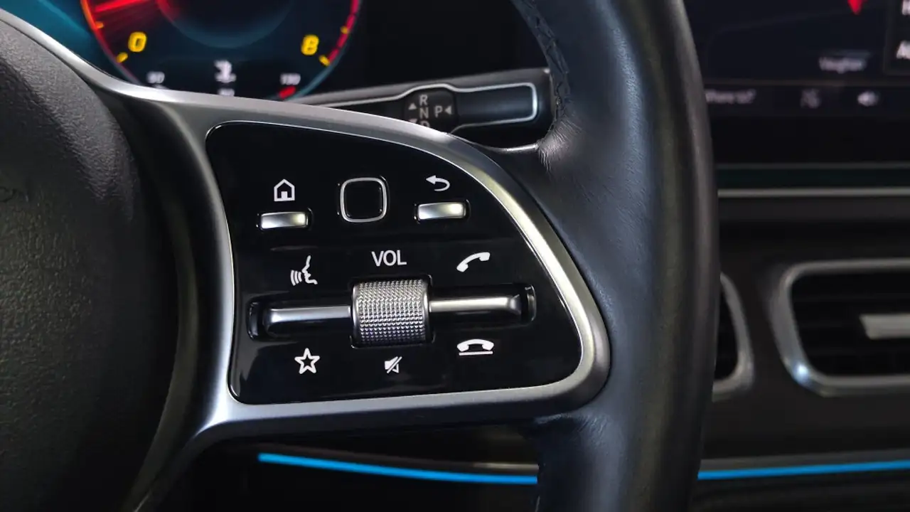 Mercedes-Benz GLE снимка Mercedes-Benz GLE