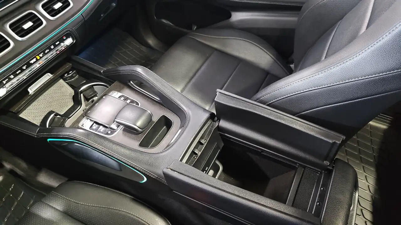 Mercedes-Benz GLE снимка Mercedes-Benz GLE