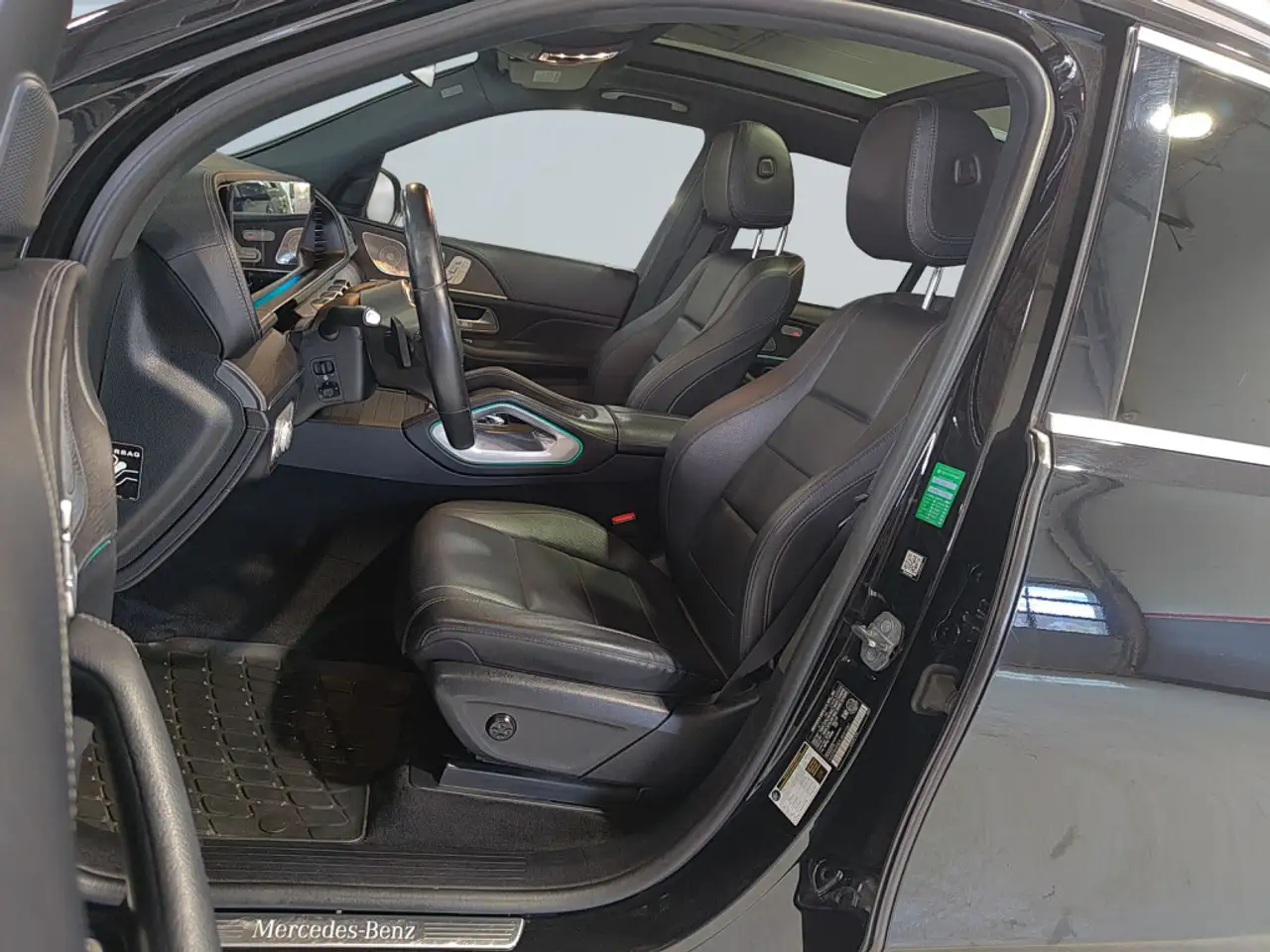 Mercedes-Benz GLE снимка Mercedes-Benz GLE