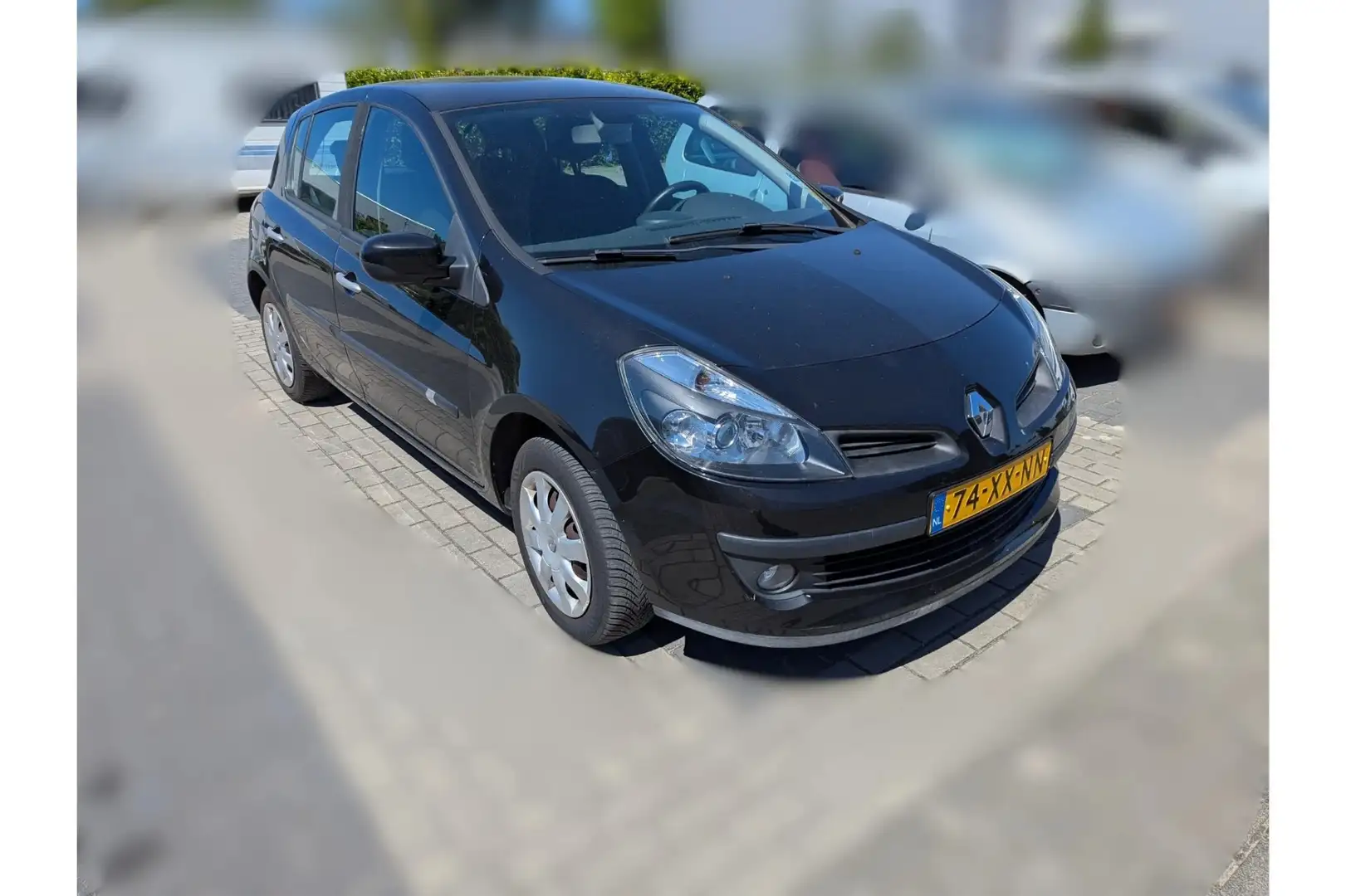 Renault Clio Clio 1.6-16V Dynamique Zwart - 1