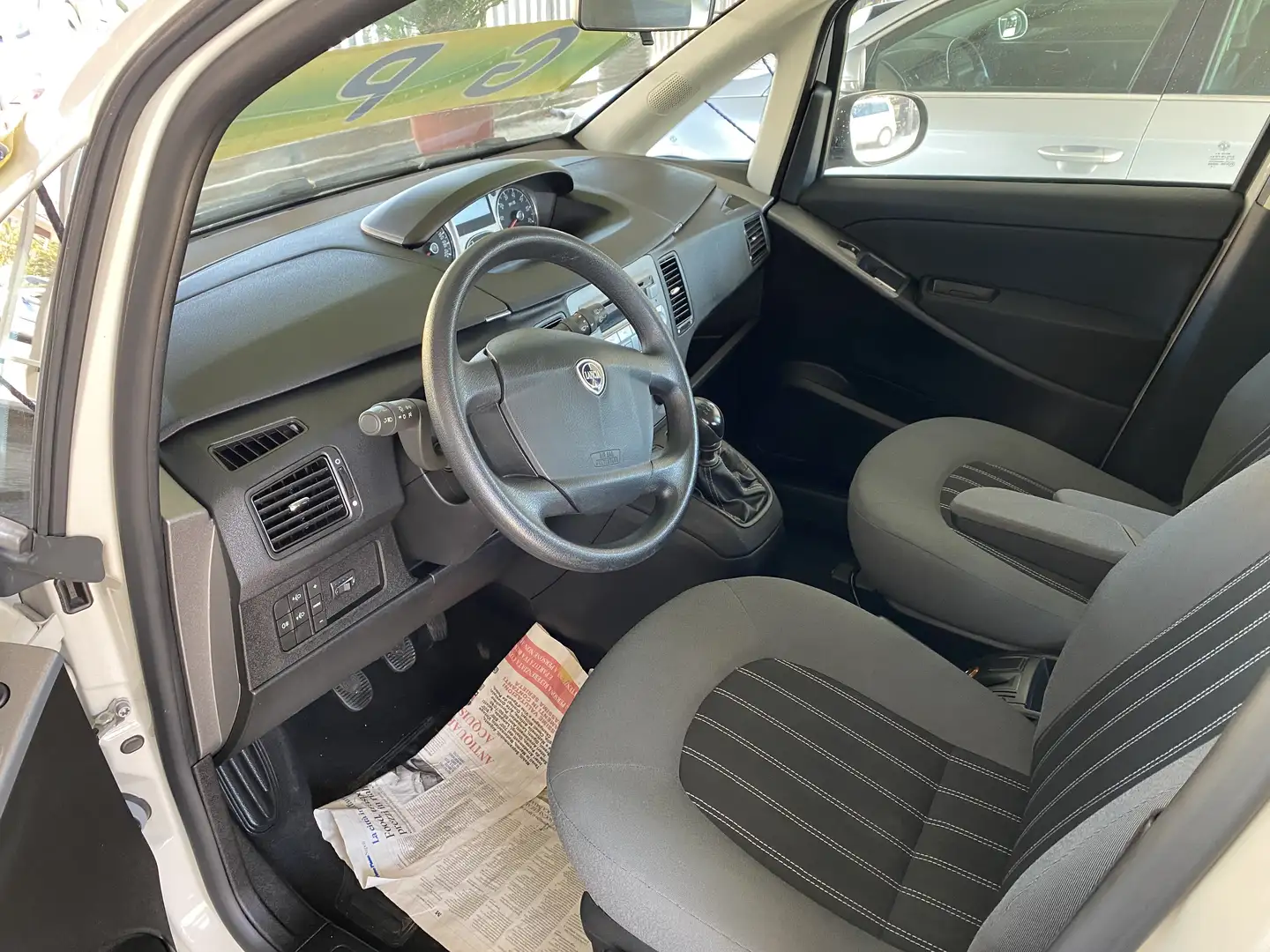 Lancia MUSA 1.4 8v Diva c/c.traz.,esp ecochic Gpl - 2