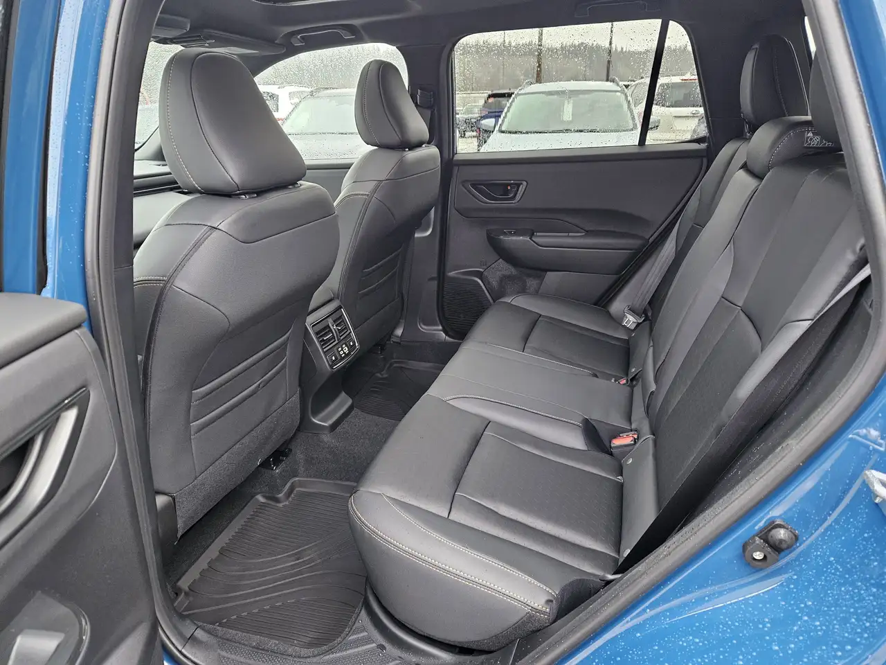 Subaru OUTBACK снимка Subaru OUTBACK