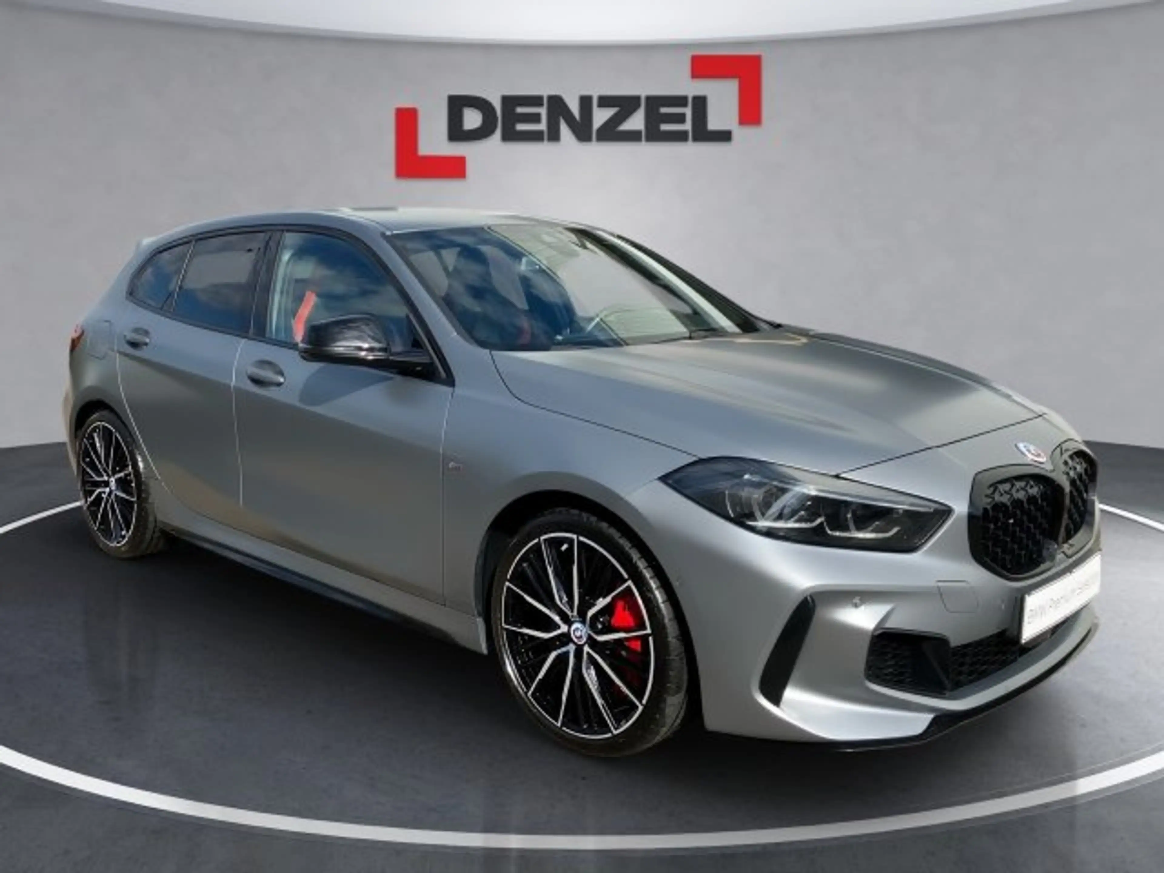 BMW 135 M135i xDrive 5-Türer F40 B48 — photo 6