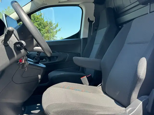 Citroen Berlingo view 9