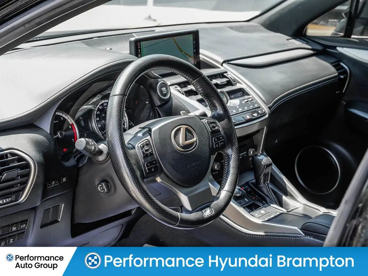 Lexus NX снимка Lexus NX