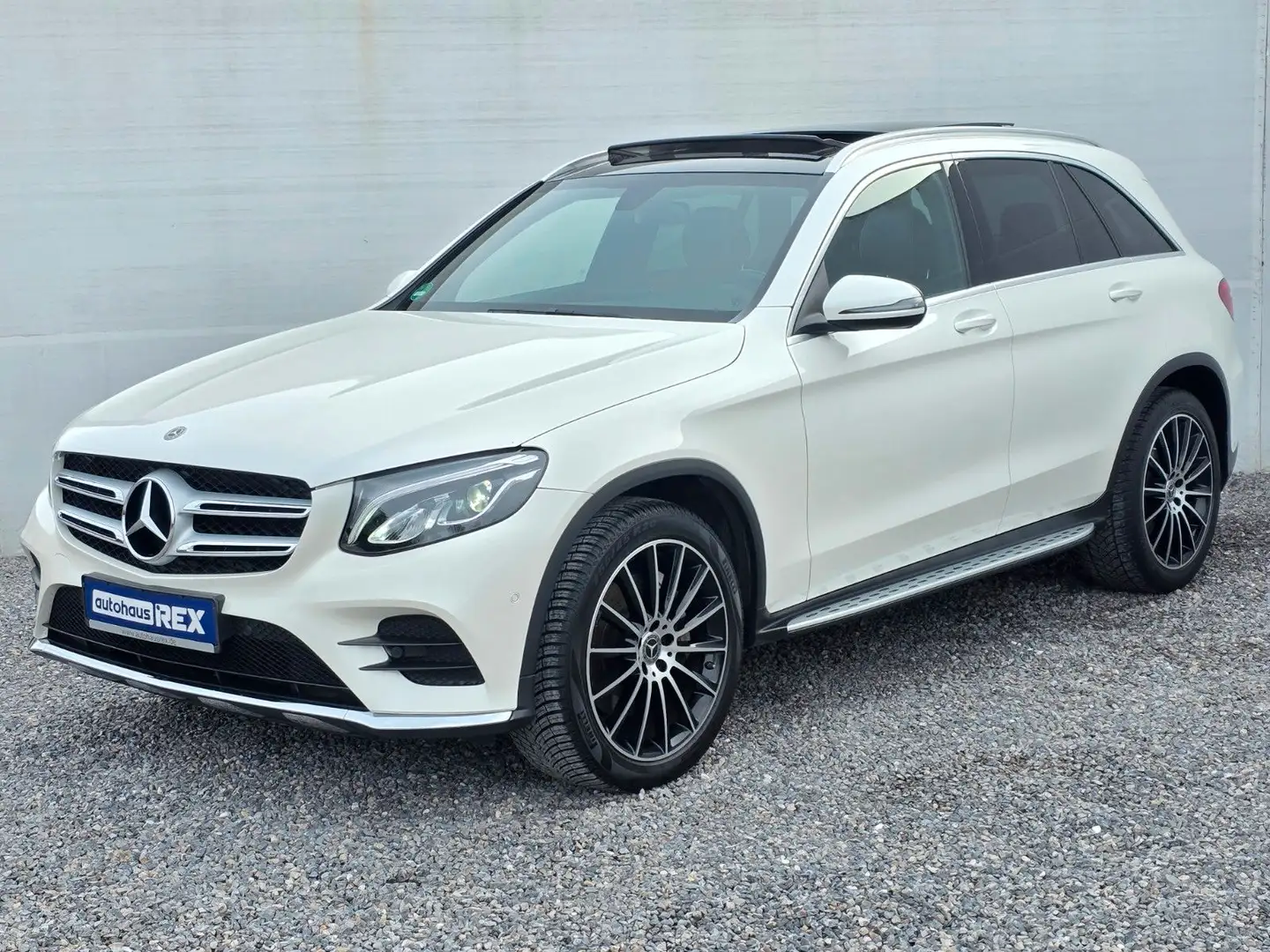 Mercedes-Benz GLC 350 d 4MATIC 9G-Automatik "AMG Line" Weiß - 1