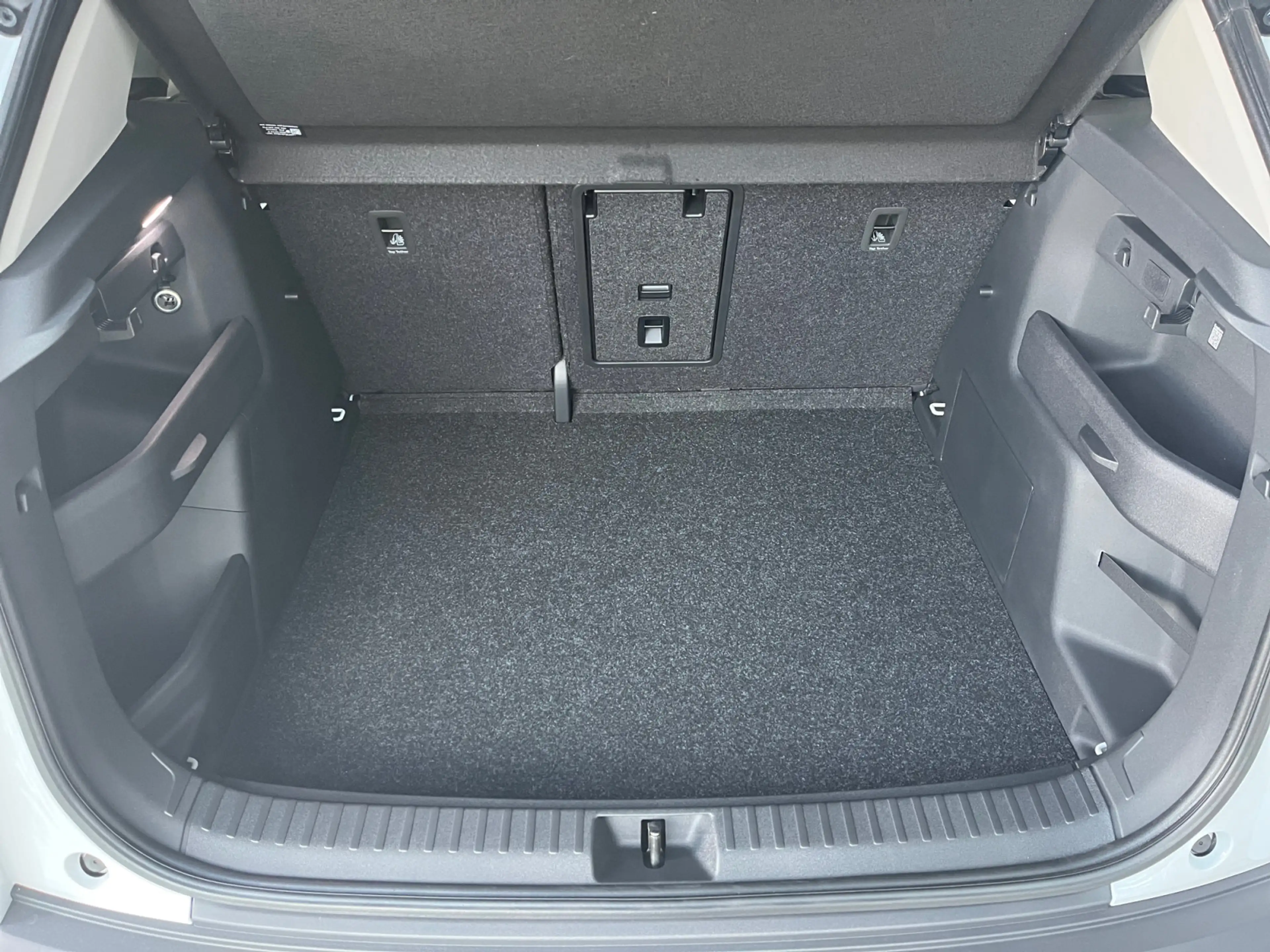 Skoda Elroq Selection 60 LED Navi WäPu ACC Kamera Alu — photo 12