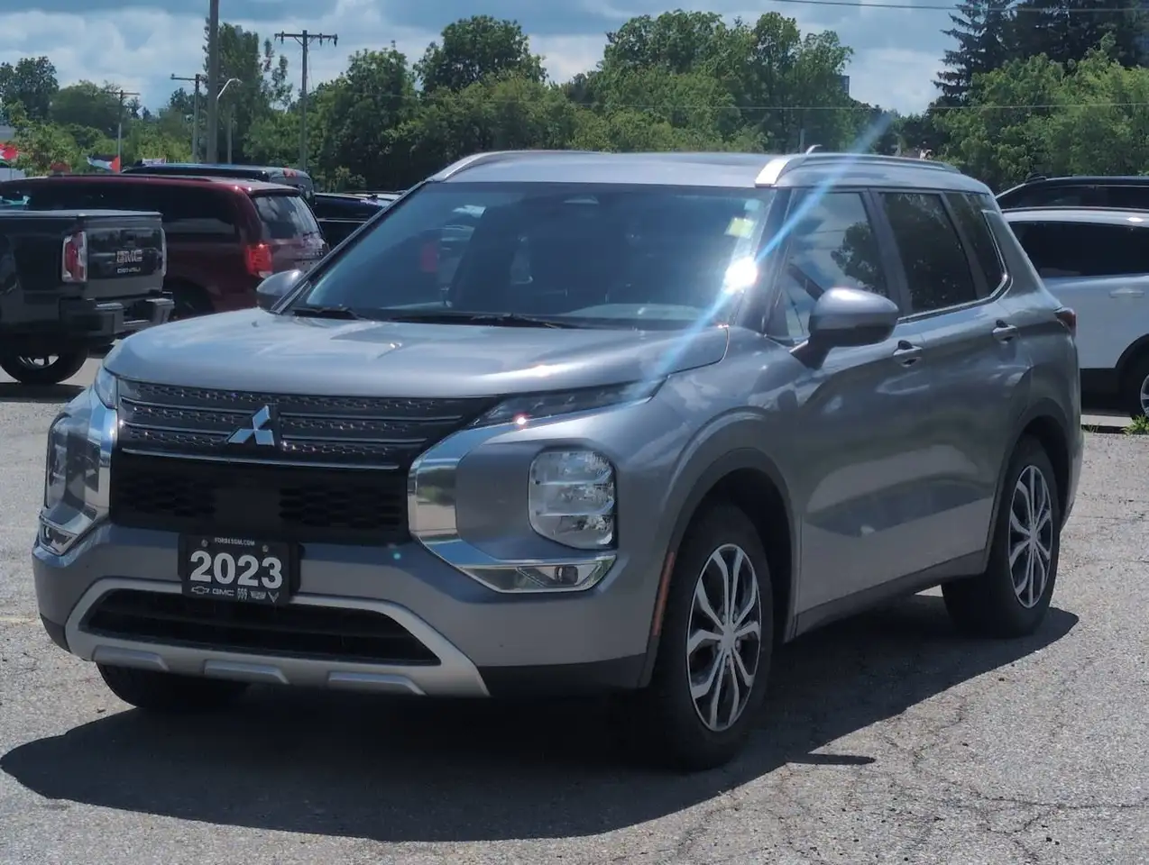 Mitsubishi Outlander снимка Mitsubishi Outlander