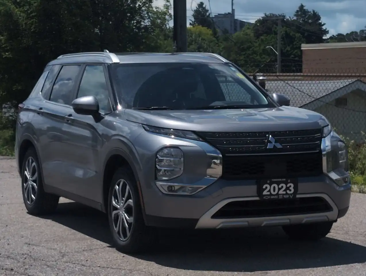 Mitsubishi Outlander снимка Mitsubishi Outlander