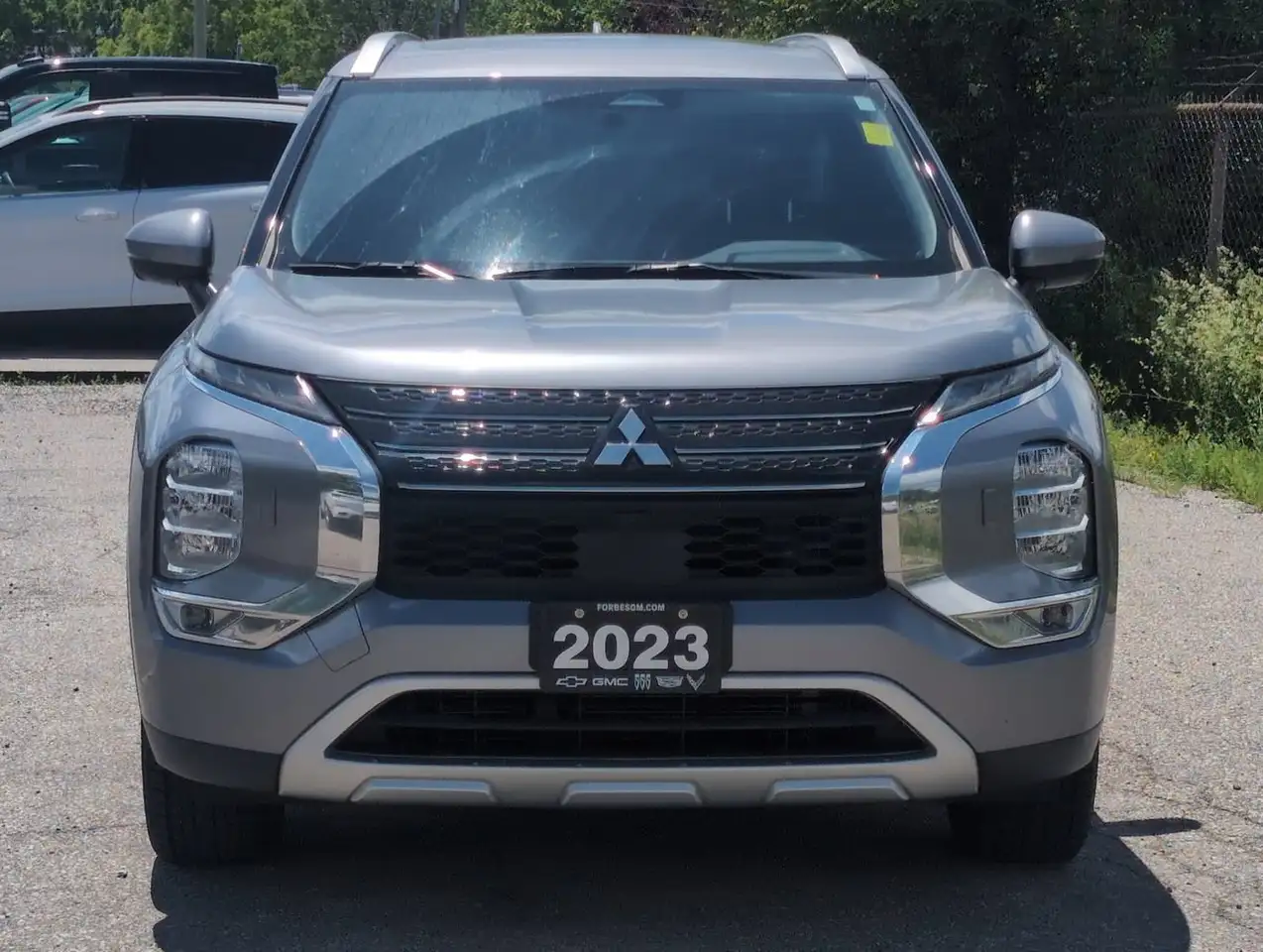 Mitsubishi Outlander снимка Mitsubishi Outlander