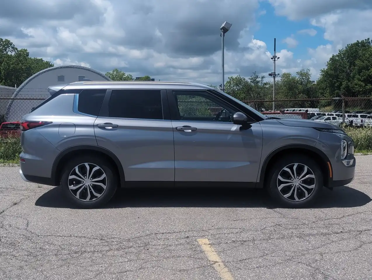 Mitsubishi Outlander снимка Mitsubishi Outlander