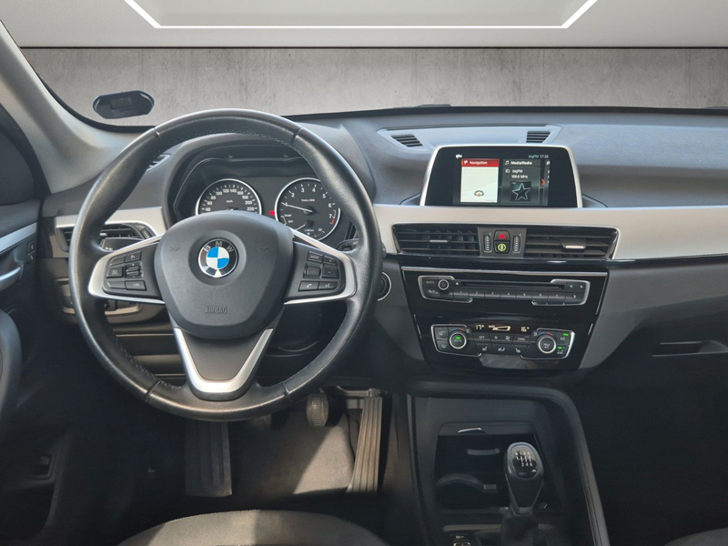BMW X1 sDrive 18 i Advantage Navi PDC LED SHZ — photo 13