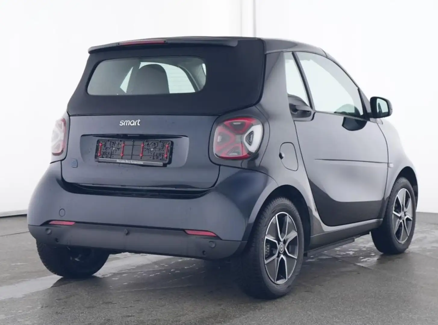 smart forTwo EQ cabrio EXCLUSIVE|SAPPHIREnBLACK BEAUTY Blau - 2