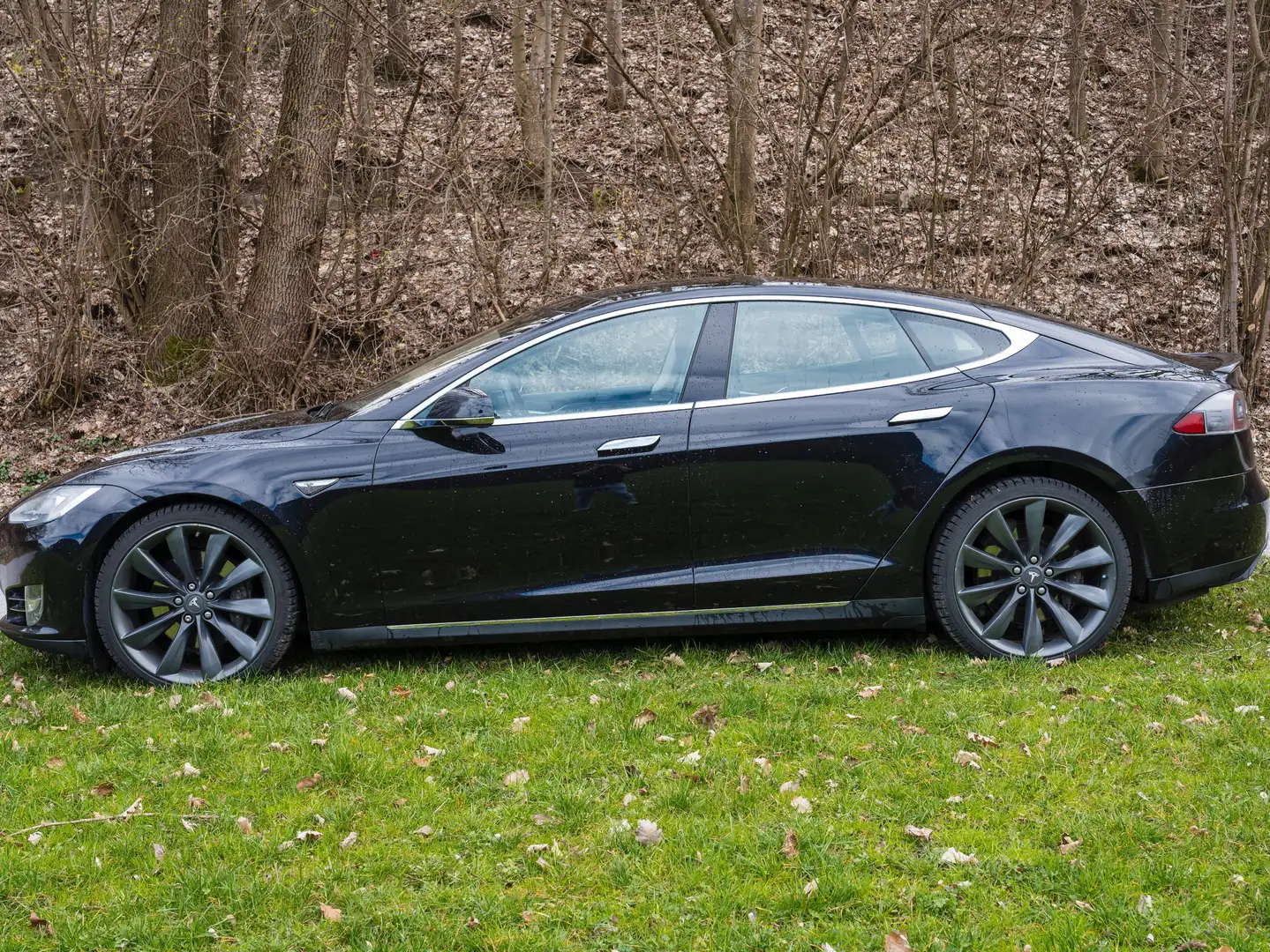 Tesla Model S 90D, lebenslänglich kostenloses Supercharging Schwarz - 2