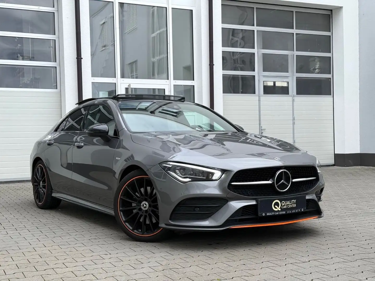 Mercedes-Benz CLA 220 Edition 1 AMG*DIST+*PANO*360°*WIDESCREEN Grau - 1