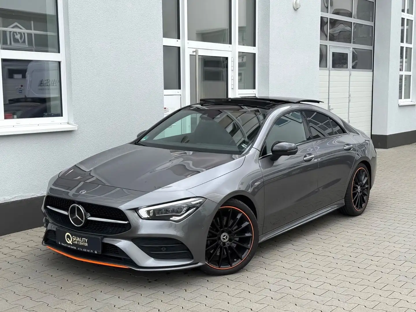Mercedes-Benz CLA 220 Edition 1 AMG*DIST+*PANO*360°*WIDESCREEN Grau - 2