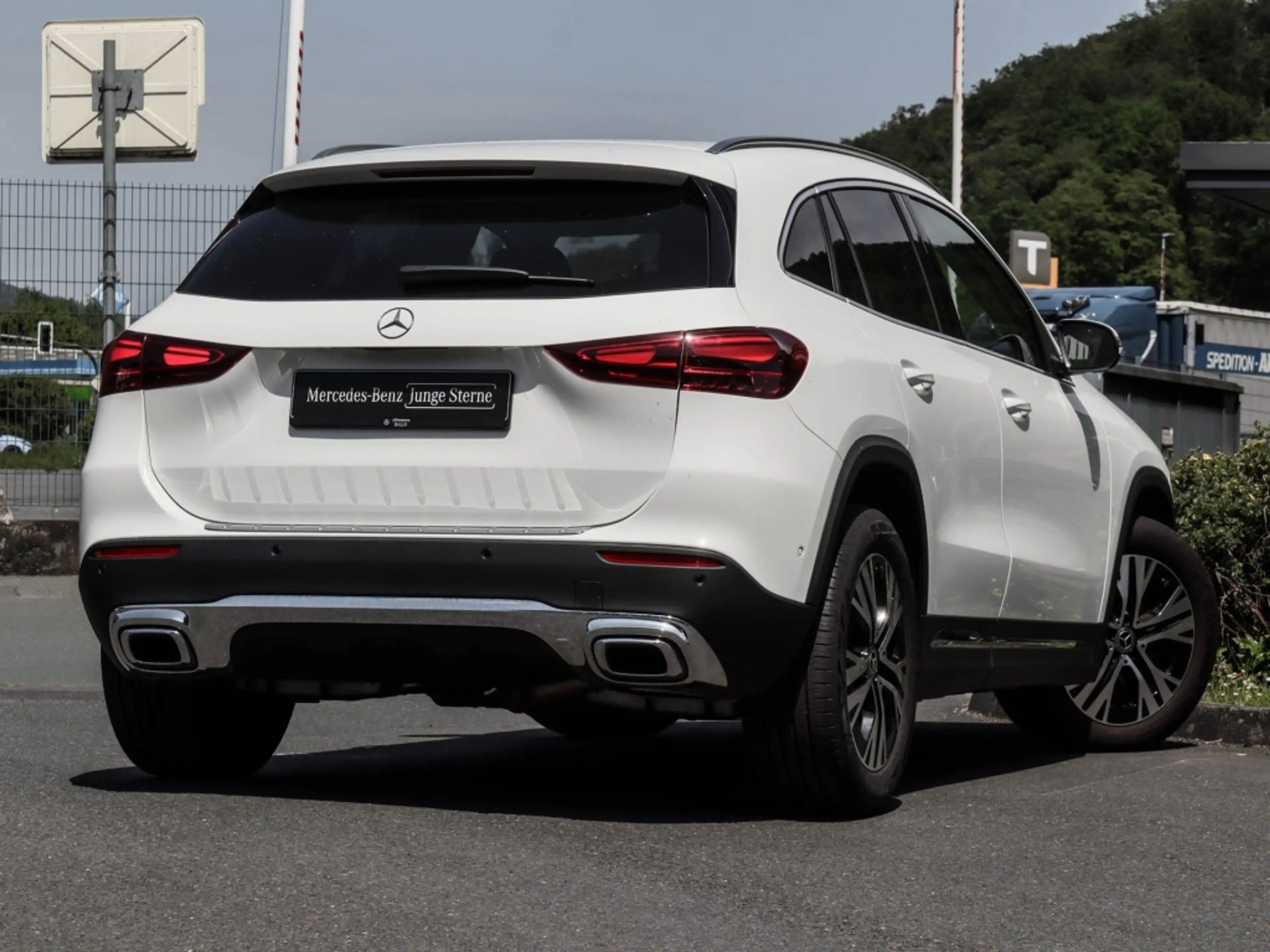 Mercedes-Benz GLA 220 d 4M Progressive/StdHz/Distr/MLB/360/18" — photo 3