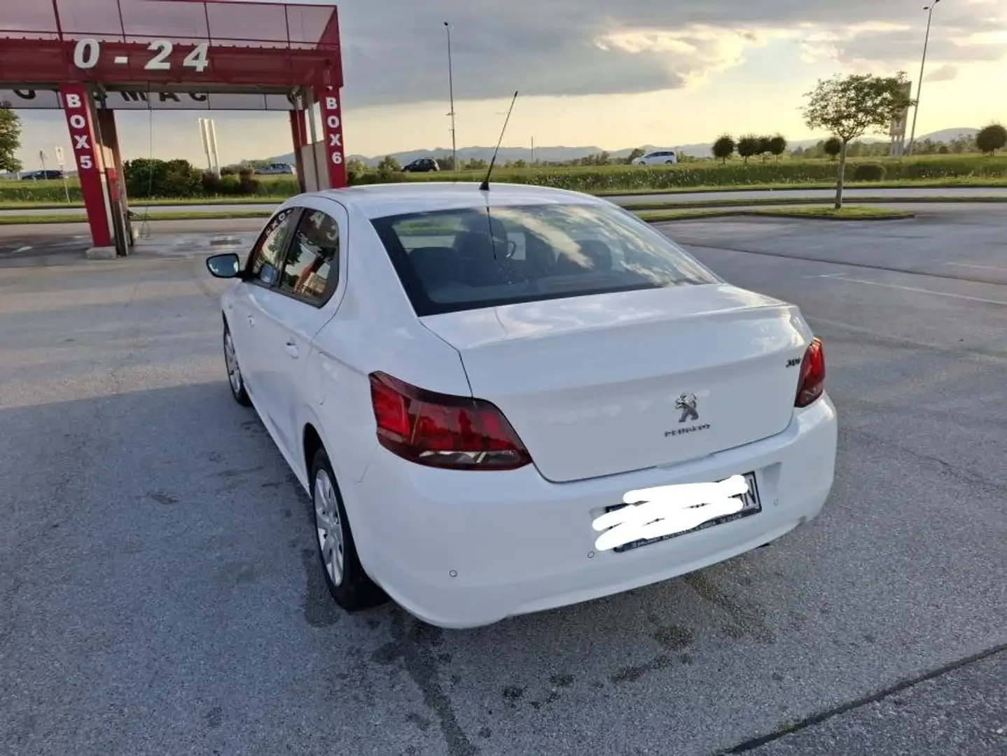 Peugeot 301 Blanc - 2