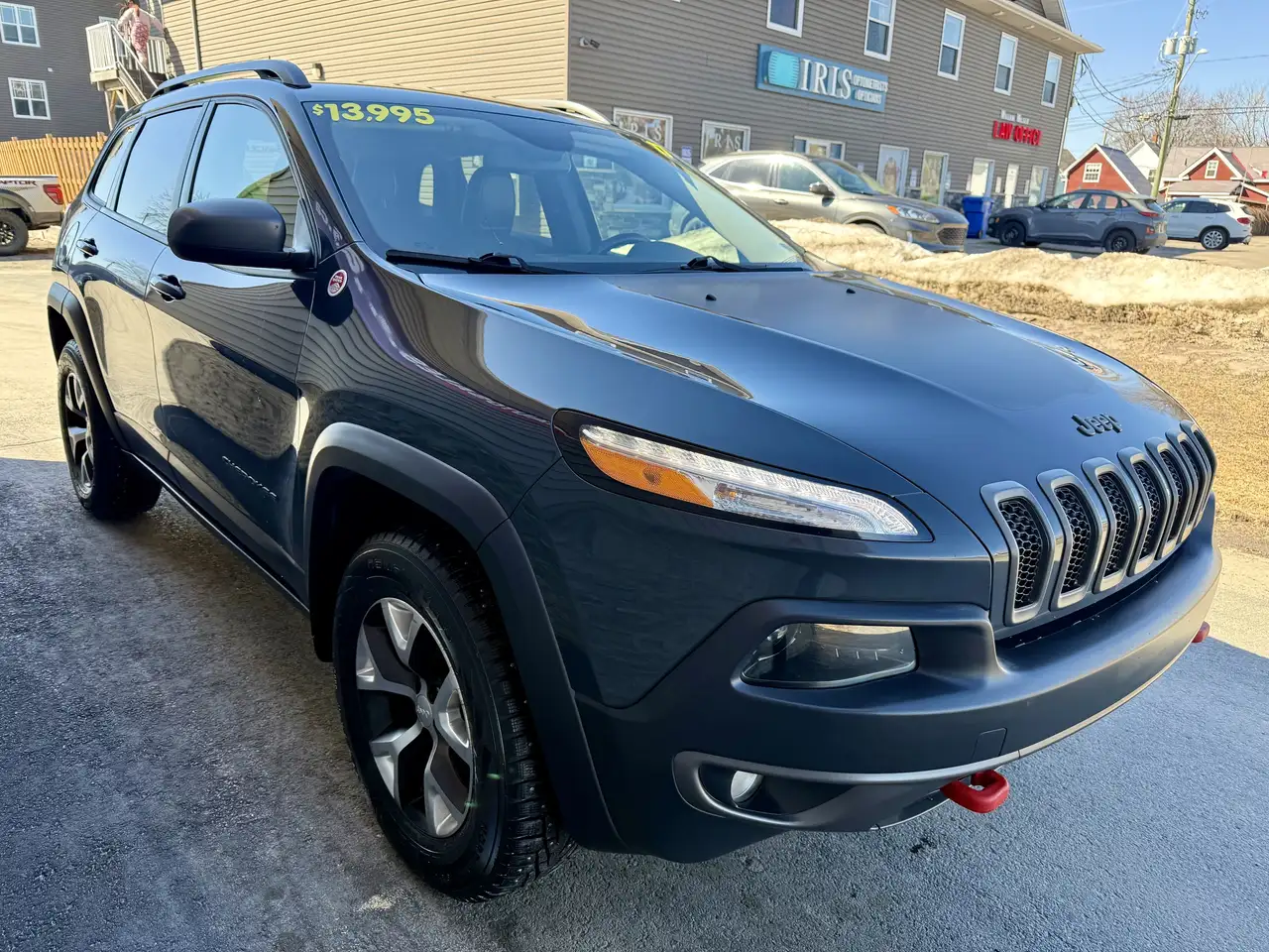 Jeep Cherokee снимка Jeep Cherokee