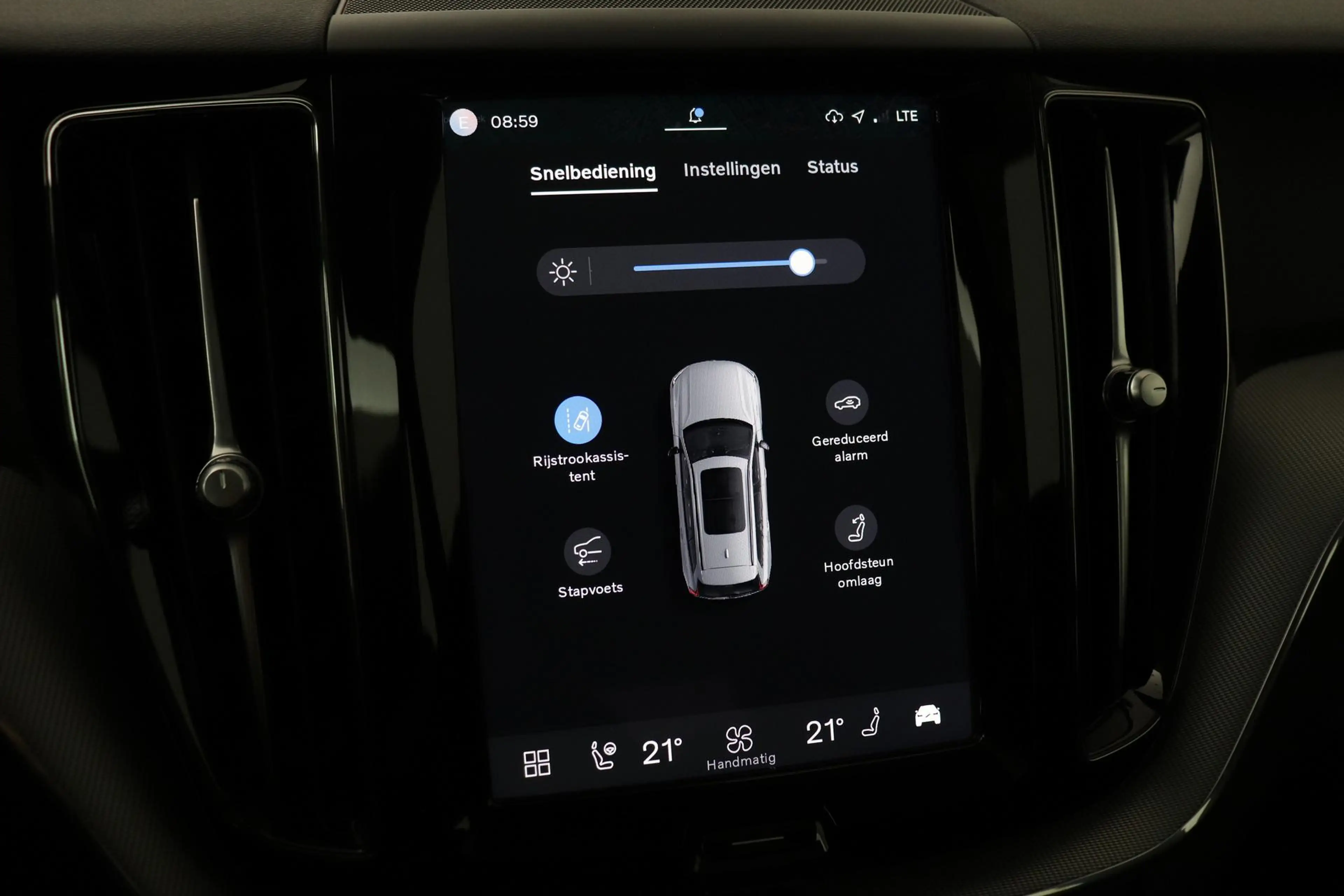 Volvo XC60 T6 Plus Dark | Panoramadak | Trekhaak | ACC | Pilo — photo 26