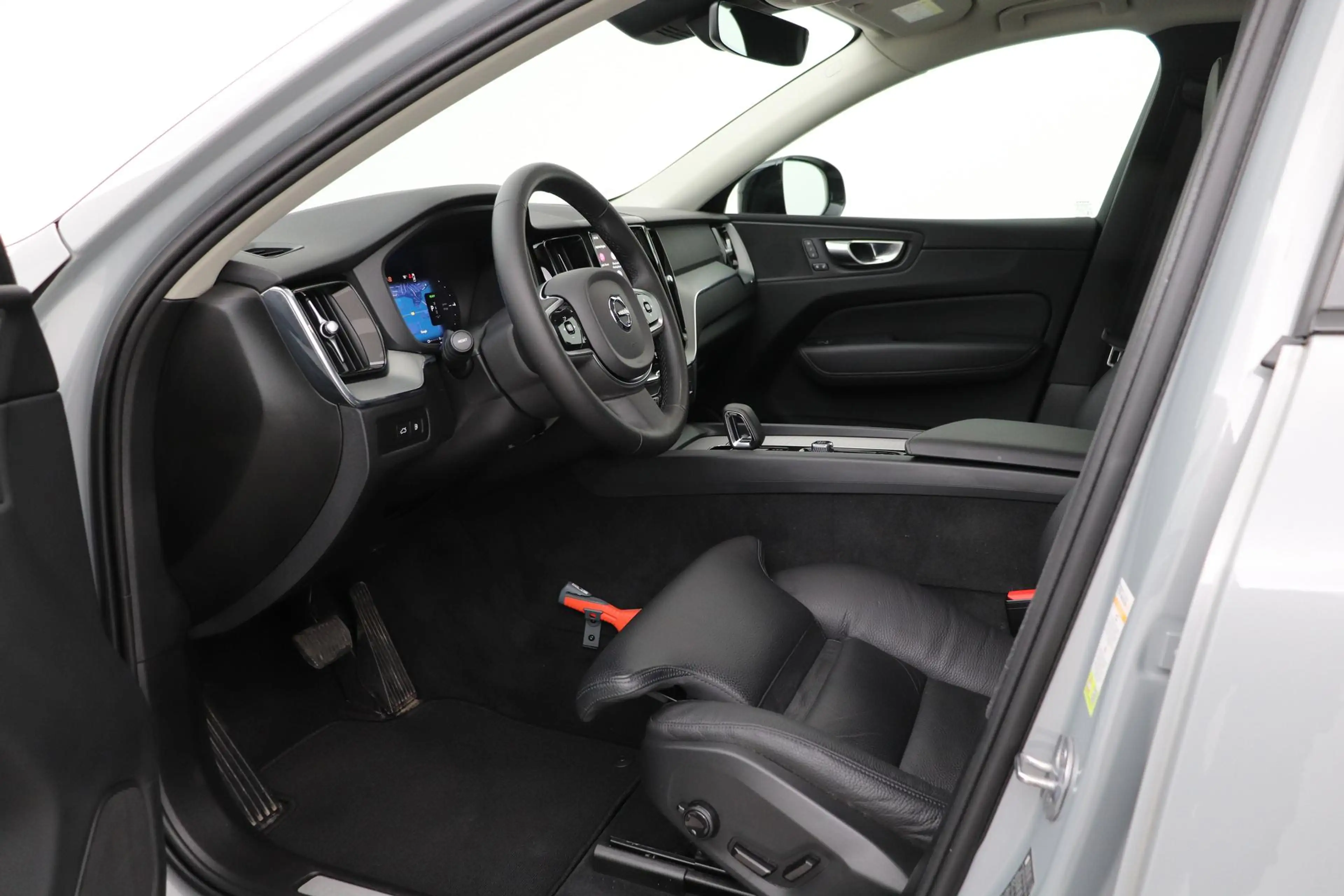 Volvo XC60 T6 Plus Dark | Panoramadak | Trekhaak | ACC | Pilo — photo 3