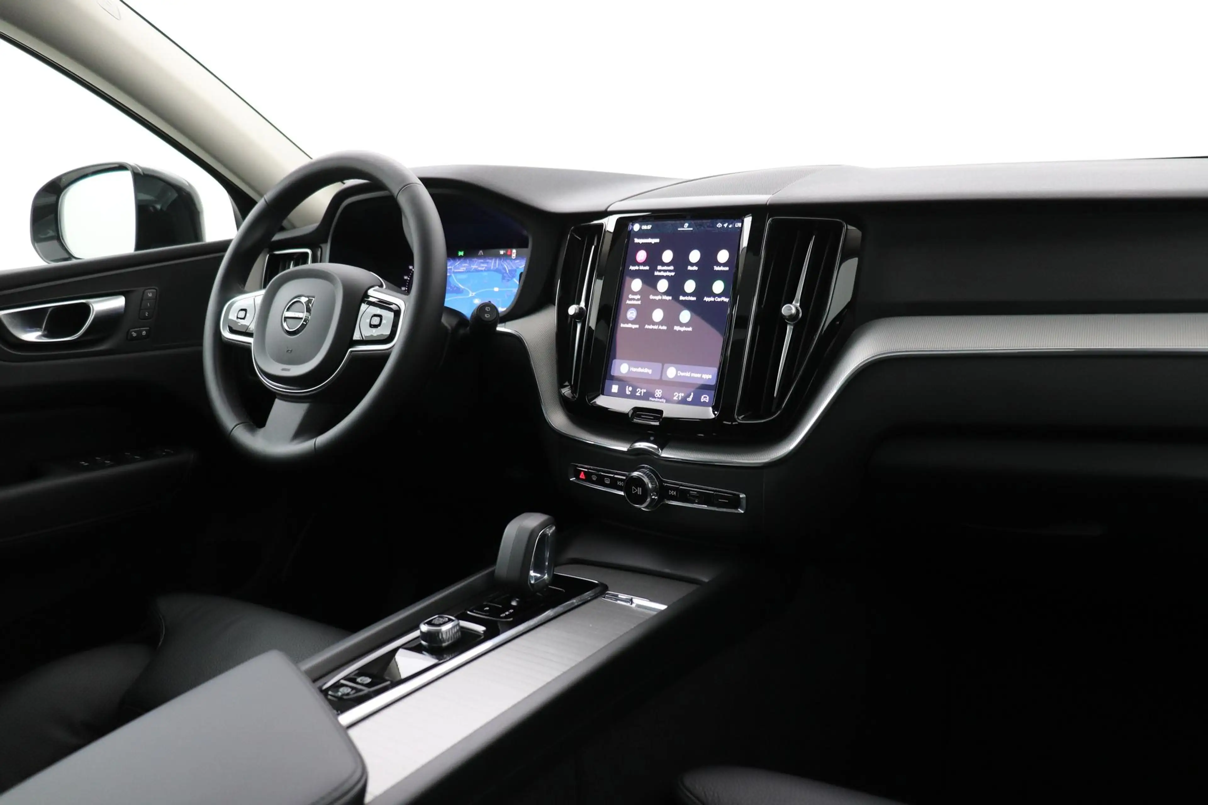 Volvo XC60 T6 Plus Dark | Panoramadak | Trekhaak | ACC | Pilo — photo 17
