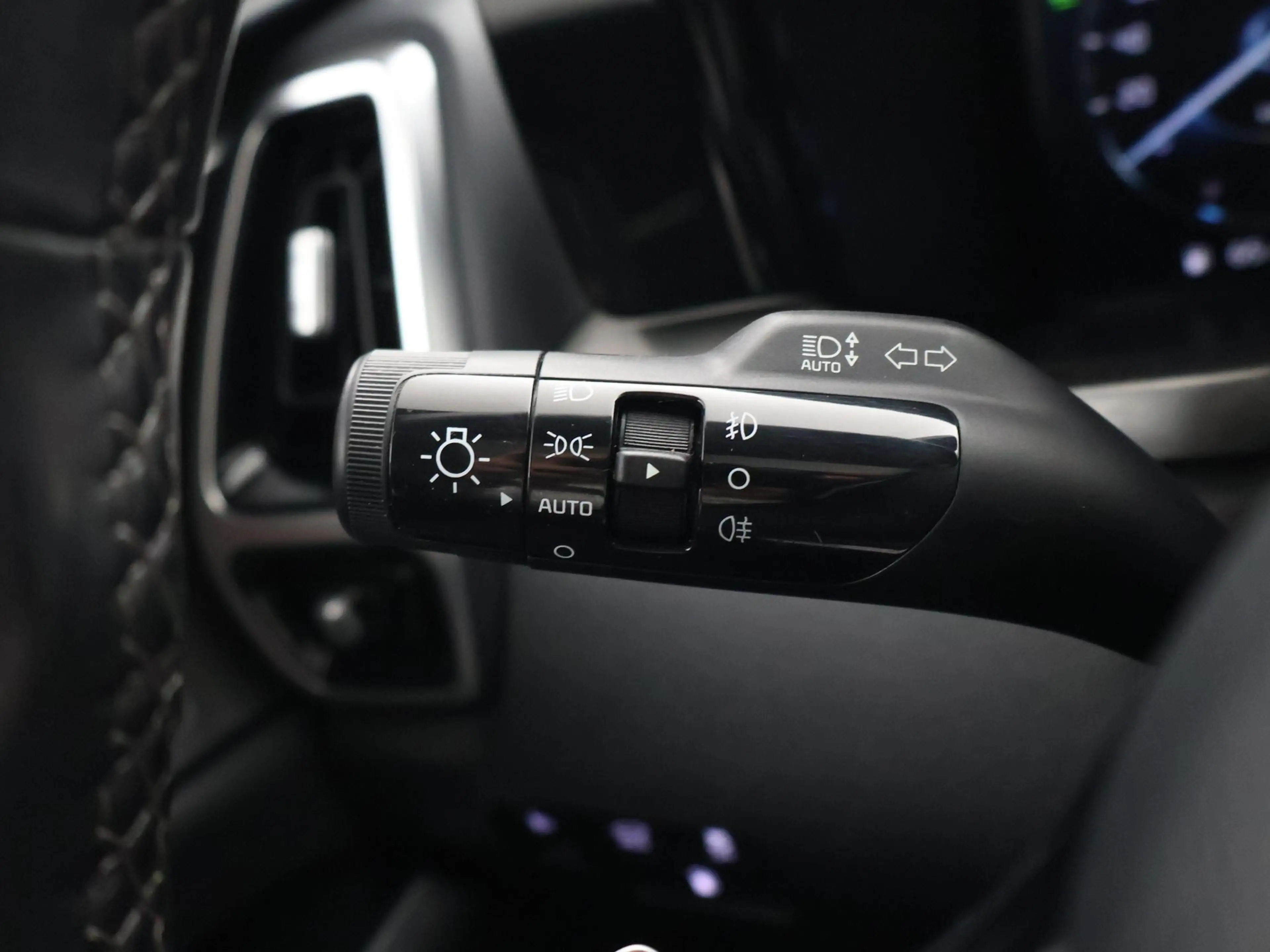 Kia Sorento 1.6 T-GDI 265 PK EXECUTIVELINE PHEV 7-PERS 4WD + B — photo 37