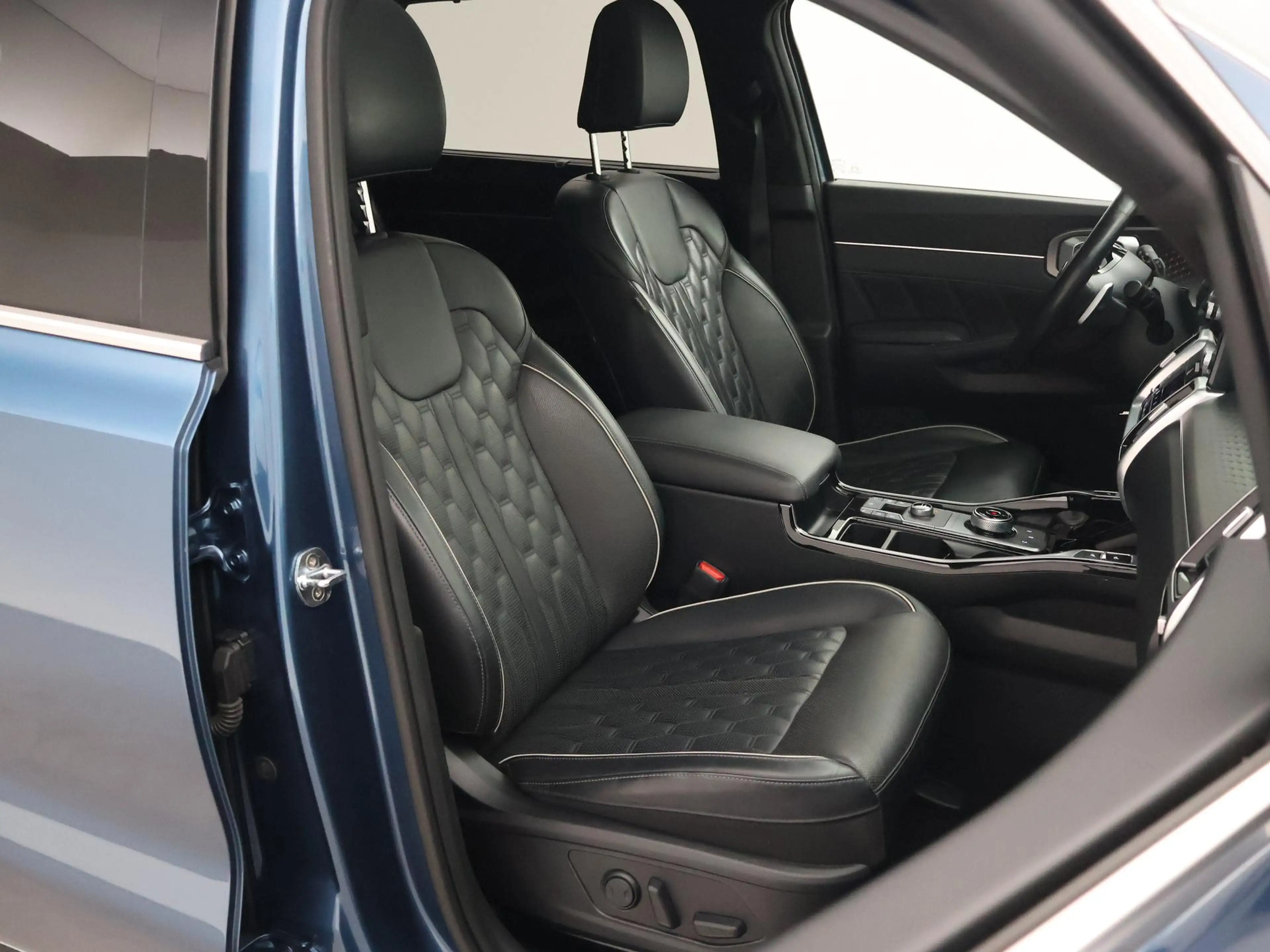 Kia Sorento 1.6 T-GDI 265 PK EXECUTIVELINE PHEV 7-PERS 4WD + B — photo 8