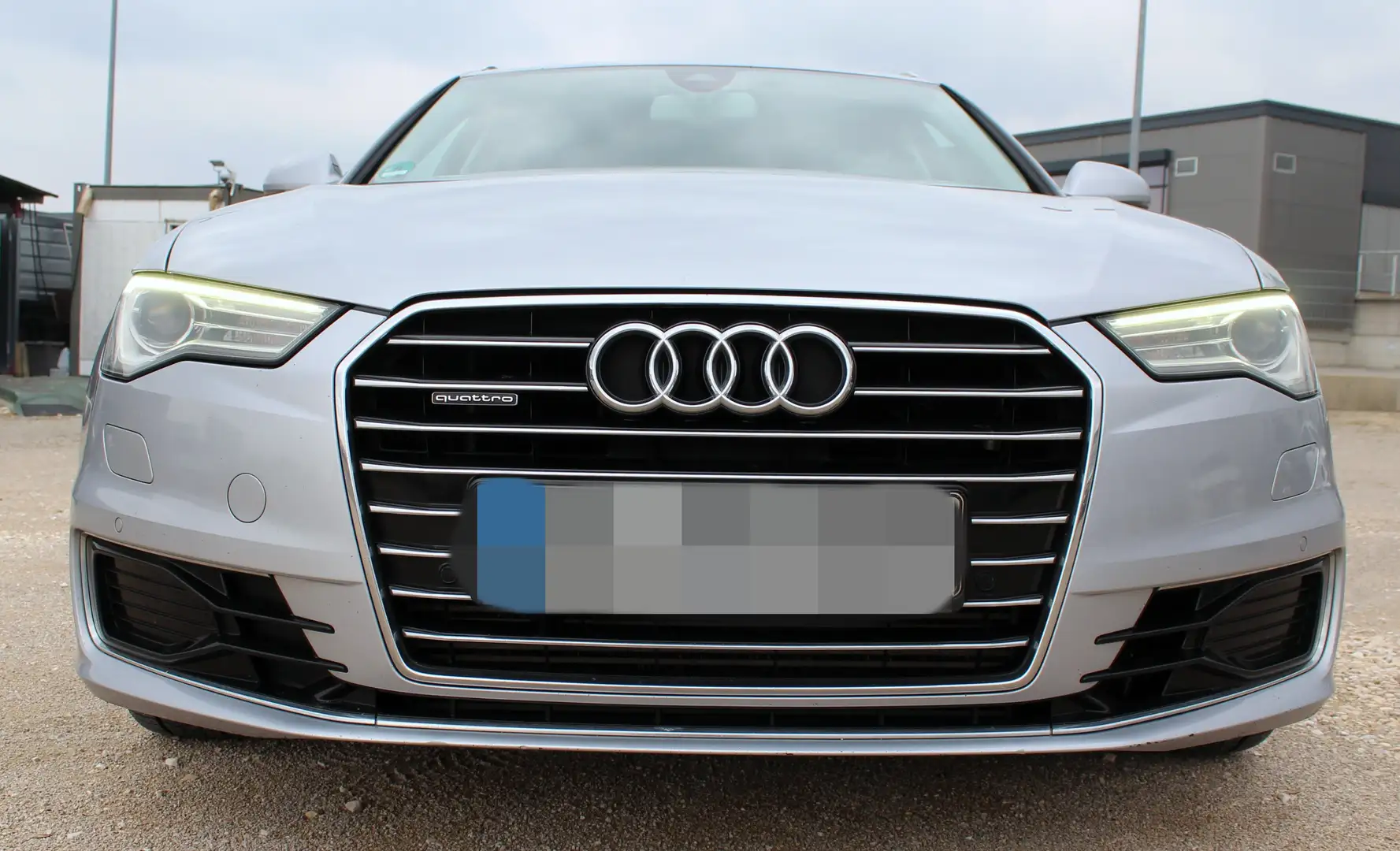 Audi A6 Avant 3.0 TDI, quattro, NAVI, XENON,WEBASTO, Argent - 2