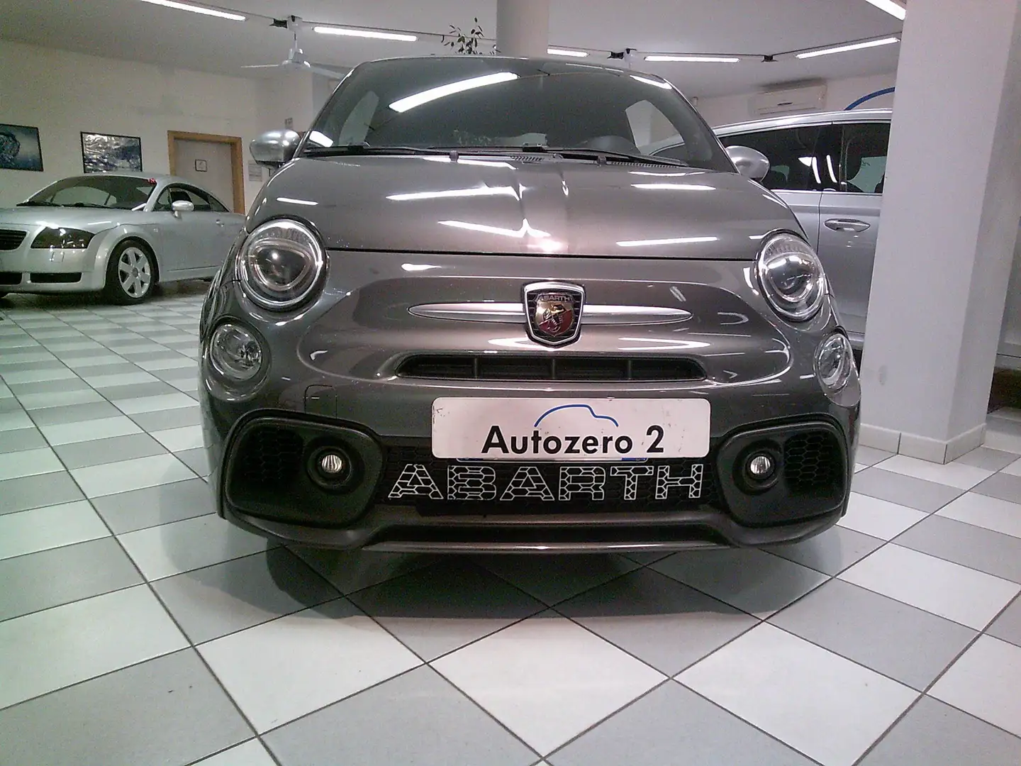 Abarth 595C 595C 2016 1.4 t-jet Turismo 165cv my18 Grau - 1