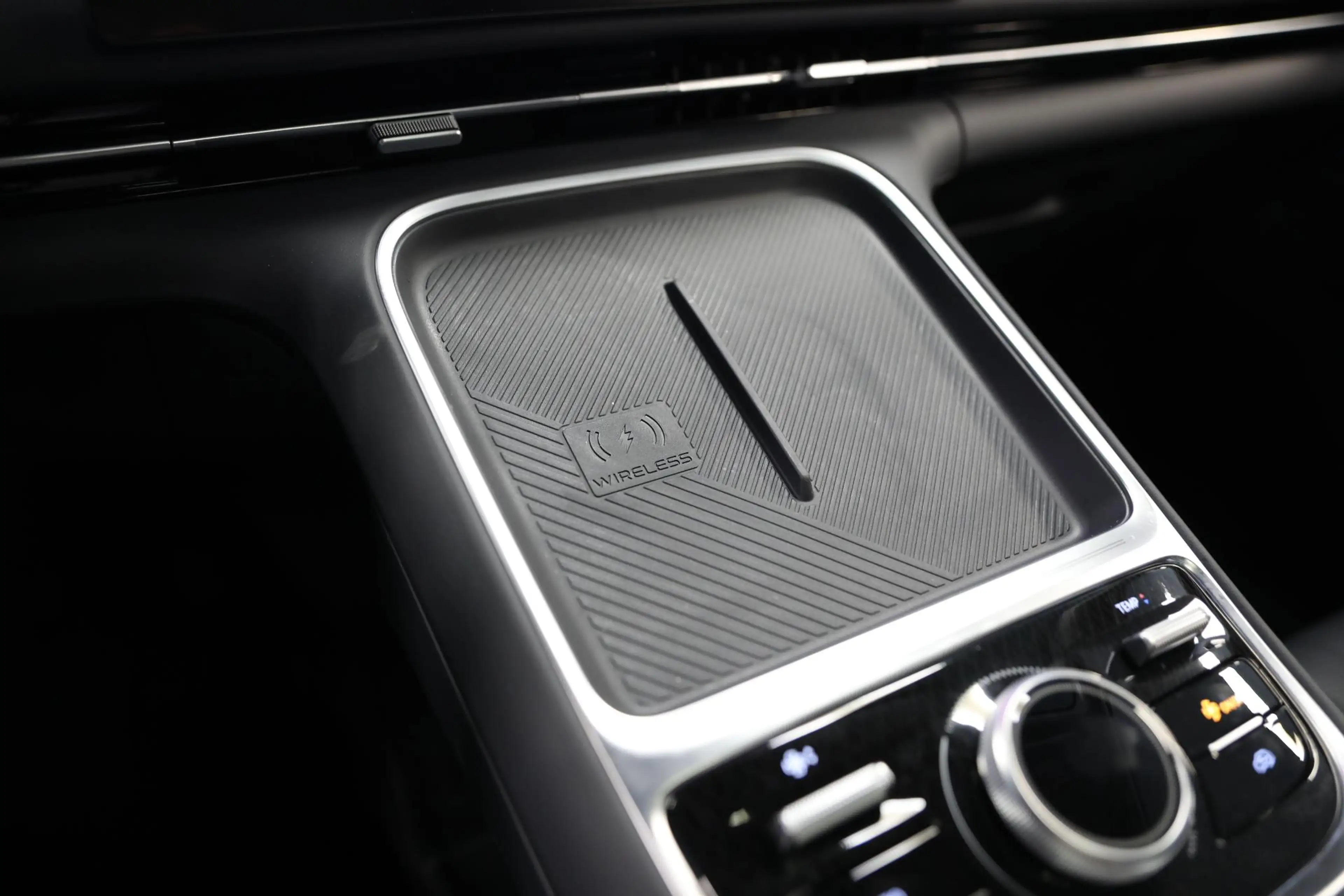 Geely Starray EM-i 1.5 Max+ | Long Range 30 kWh | WLTP 136 km EV | Fu — photo 14