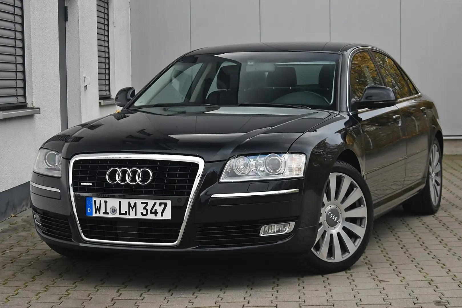 Audi A8 3.2 FSI quattro Exclusive! Massage! ACC! BRD! Schwarz - 2