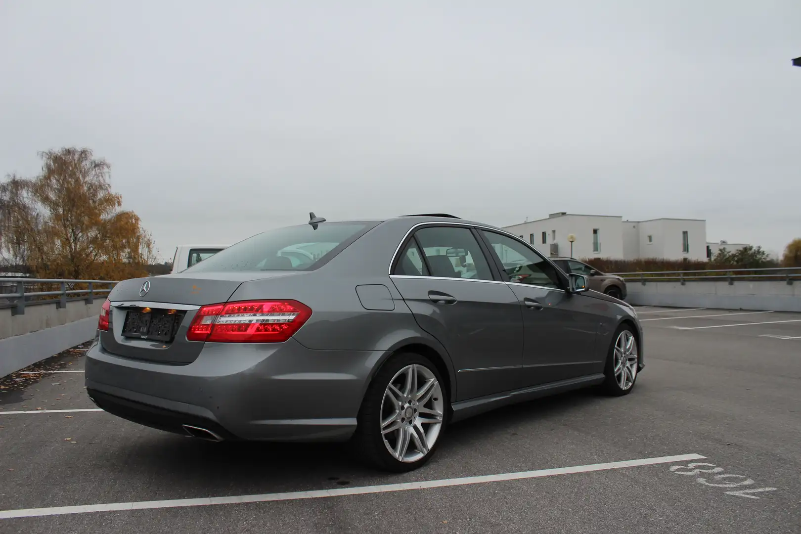 Mercedes-Benz E 350 CDI DPF BlueEFFICIENCY 7G-TRONIC Avantgarde - 2