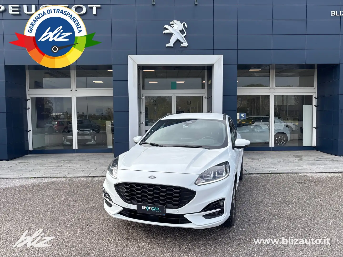 Ford Kuga 1.5 ecoblue st-line design 2wd 120cv Blanc - 1