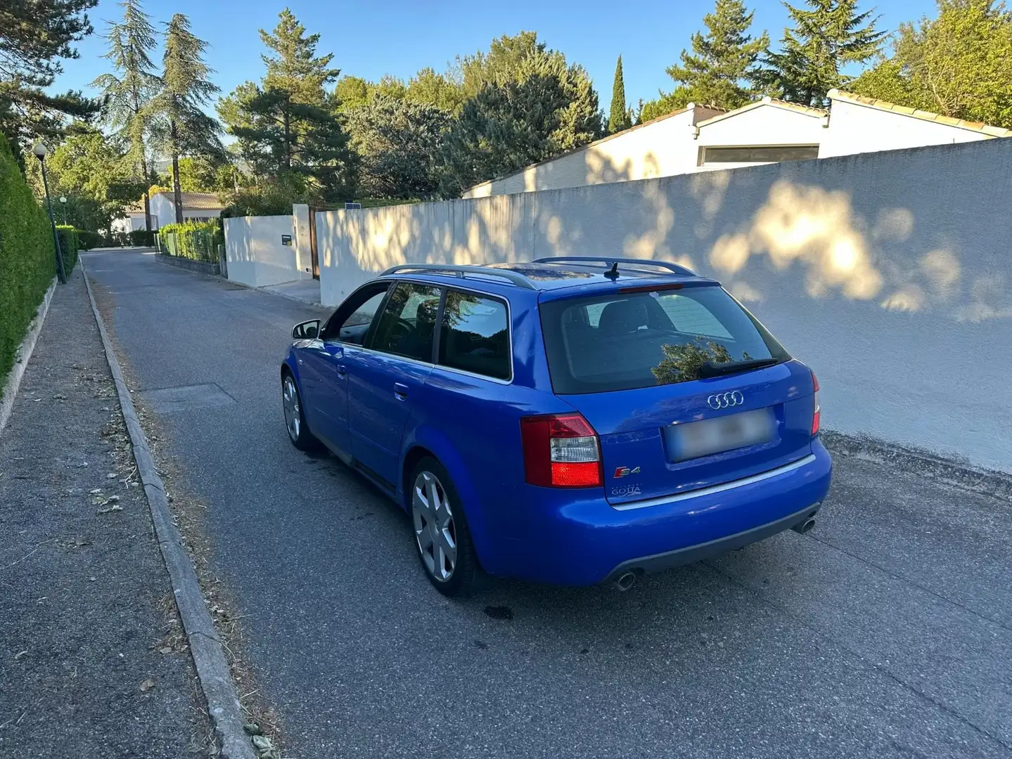 Audi S4 Avant B6 V8 4.2 L Bleu - 2