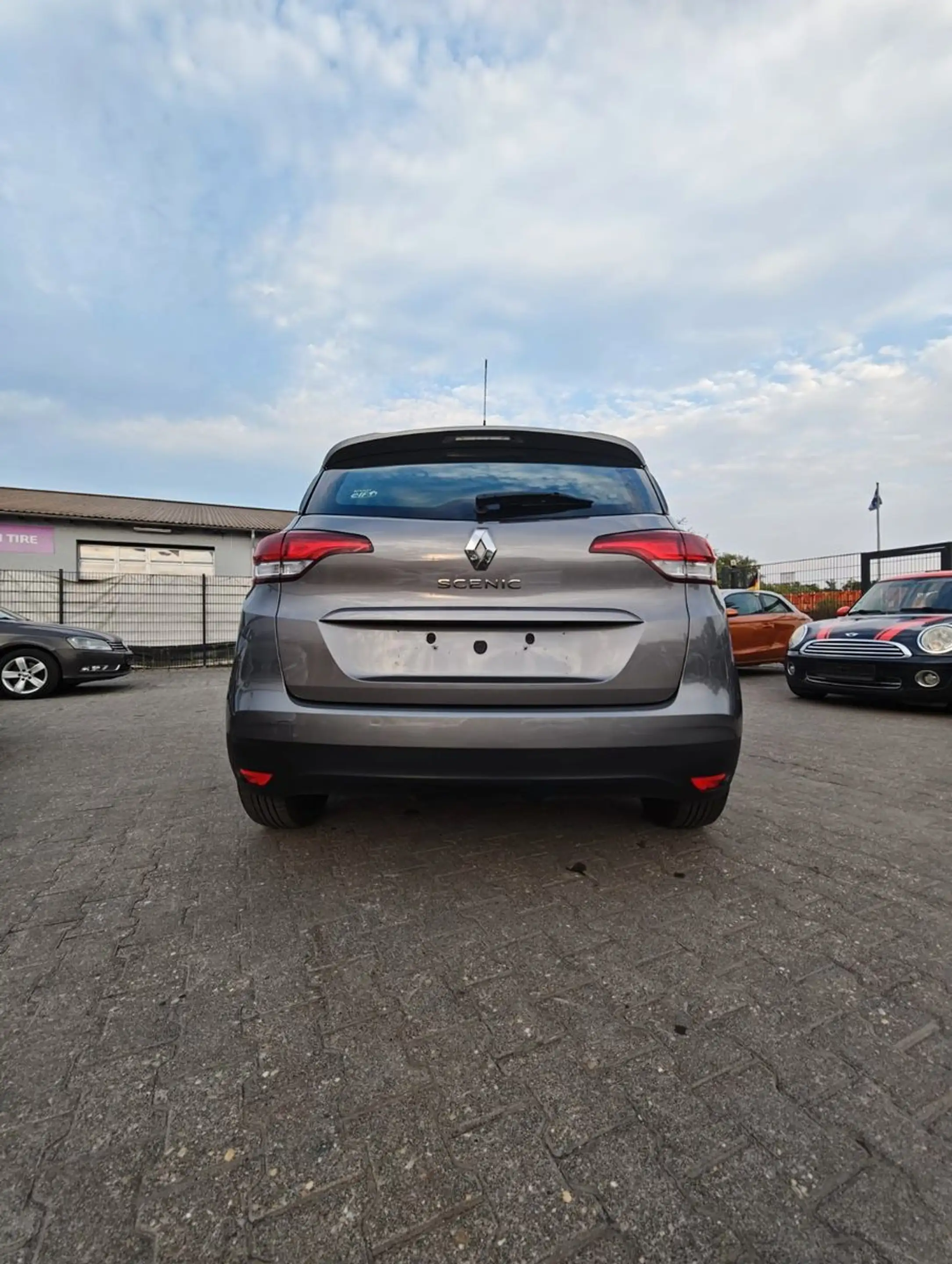 Renault Scenic 1.2. Steuerkette & Tüv NEU — photo 7