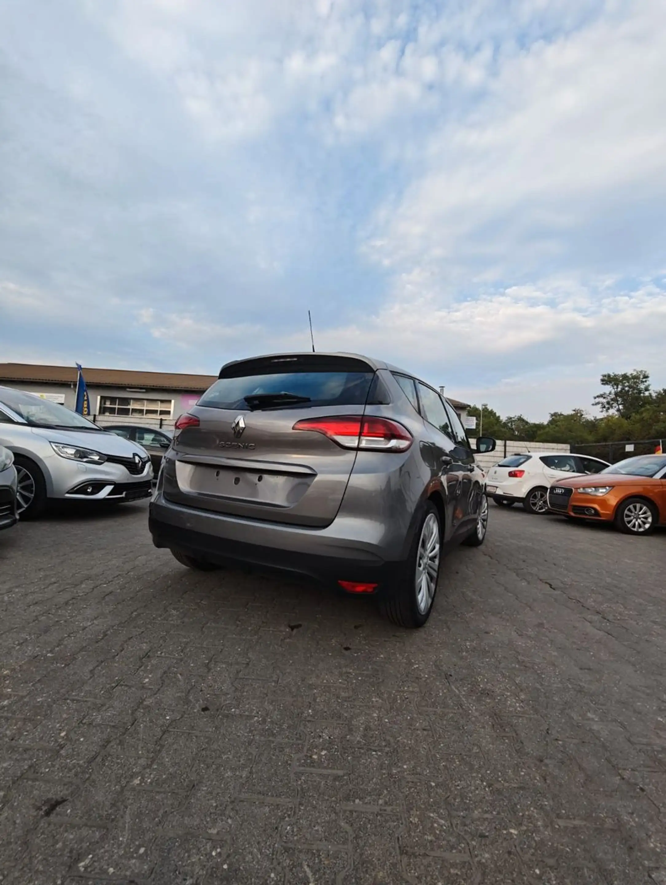 Renault Scenic 1.2. Steuerkette & Tüv NEU — photo 6