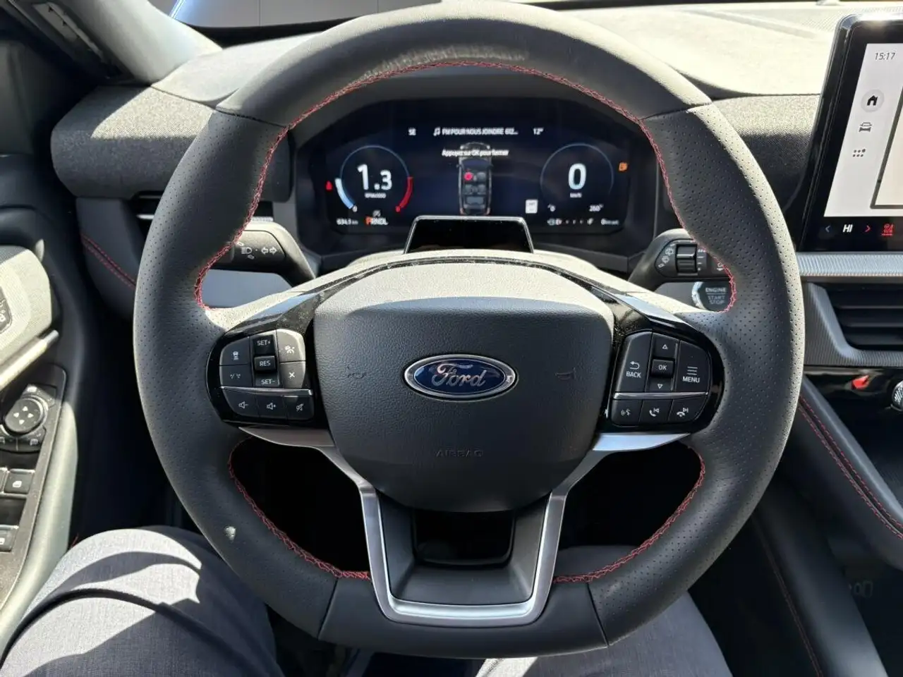 Ford Explorer снимка Ford Explorer