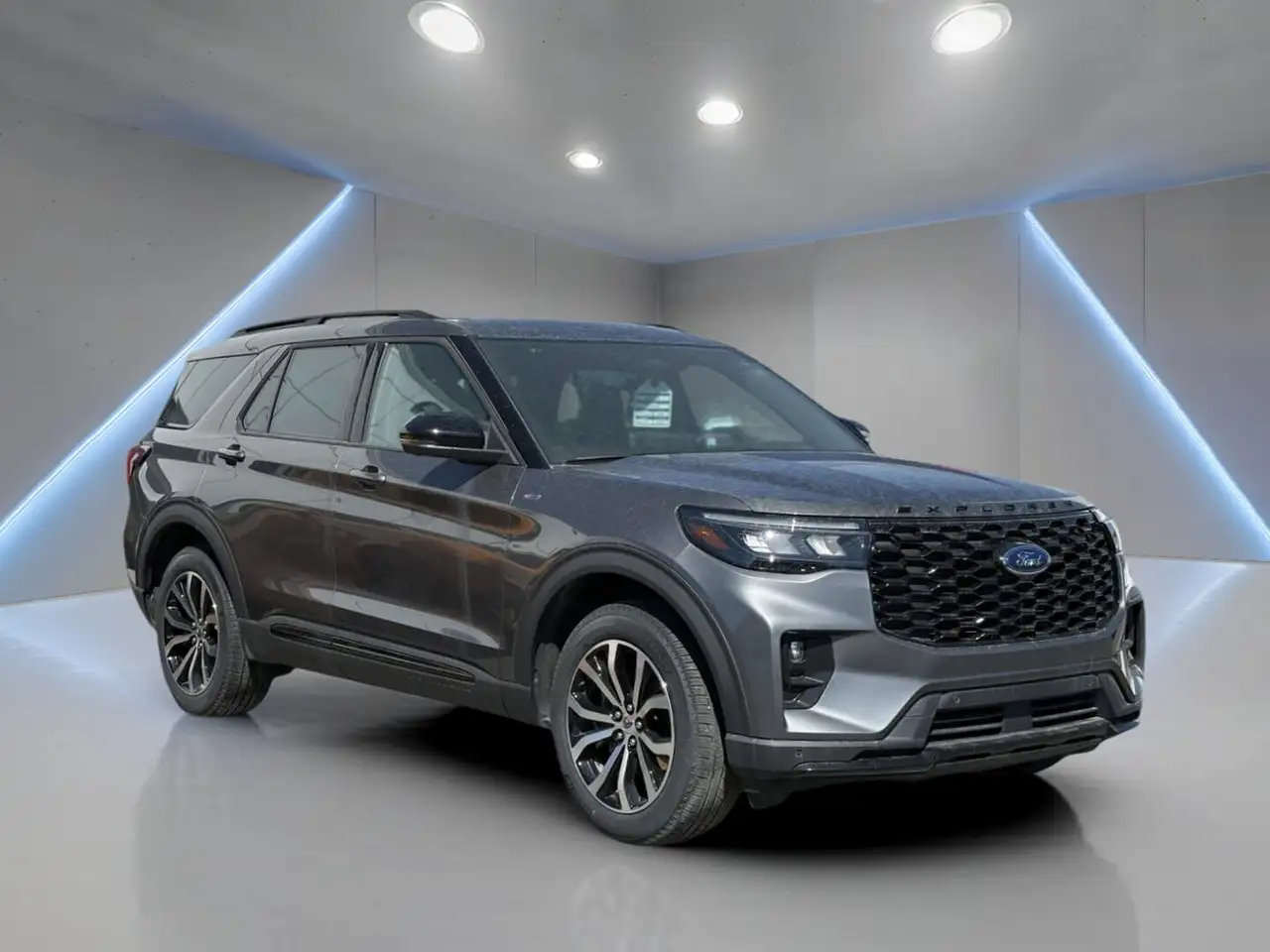 Ford Explorer снимка Ford Explorer
