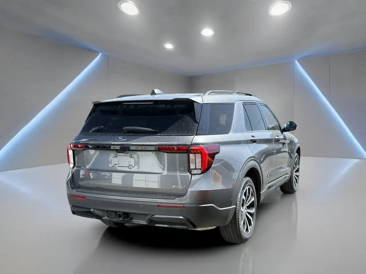 Ford Explorer снимка Ford Explorer
