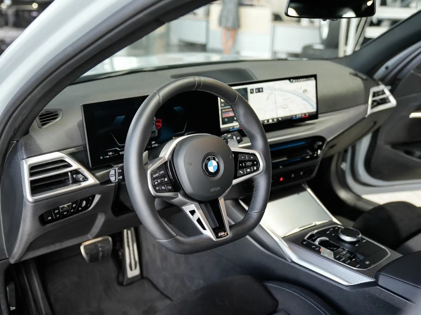 BMW 330 330i xDrive Touring M Sport ACC Kamera Grau - 2