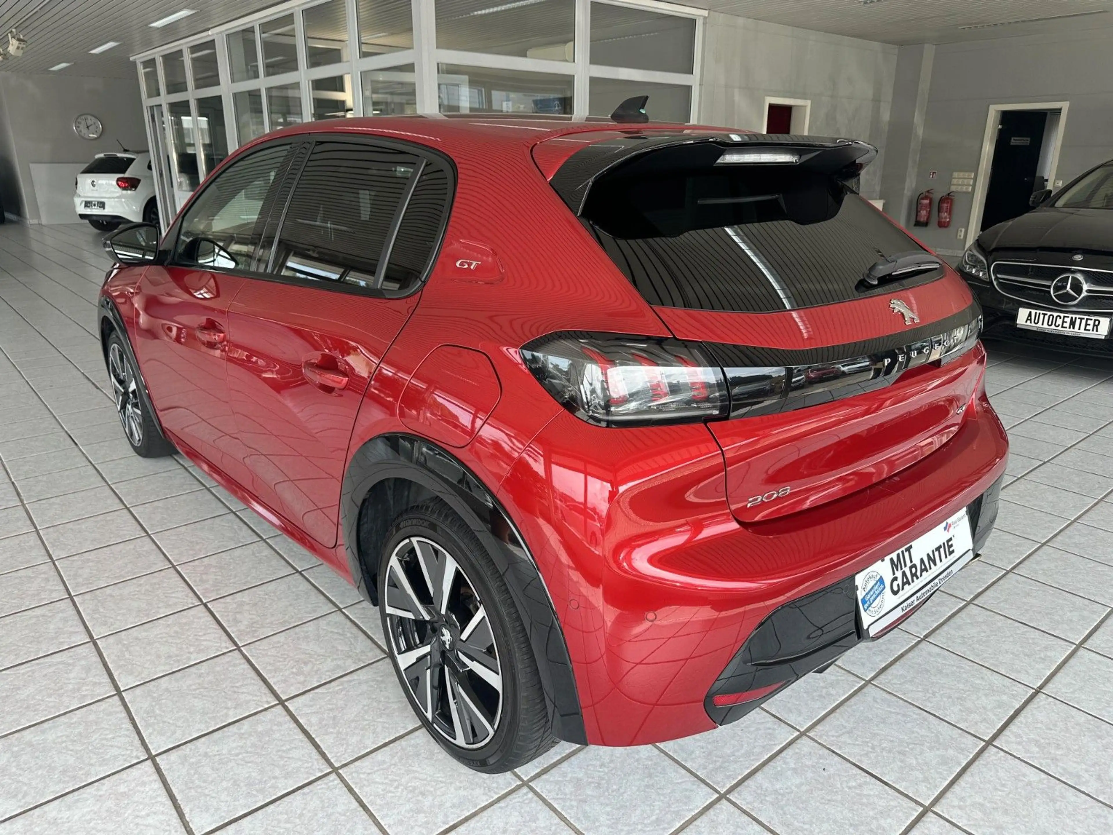 Peugeot 208 GT*Kamera*PDC*Key-Less*LKA*Tempo*LKA*DAB+* — photo 6